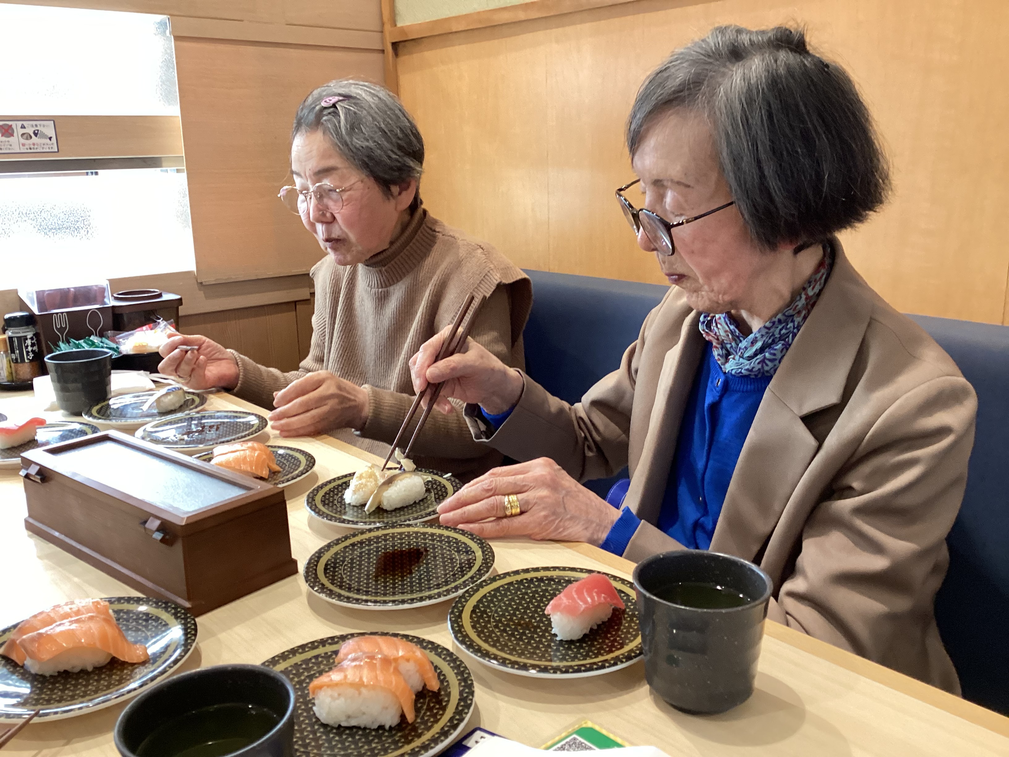 2月29日(木)　🍣回転寿司外食レク🍣
