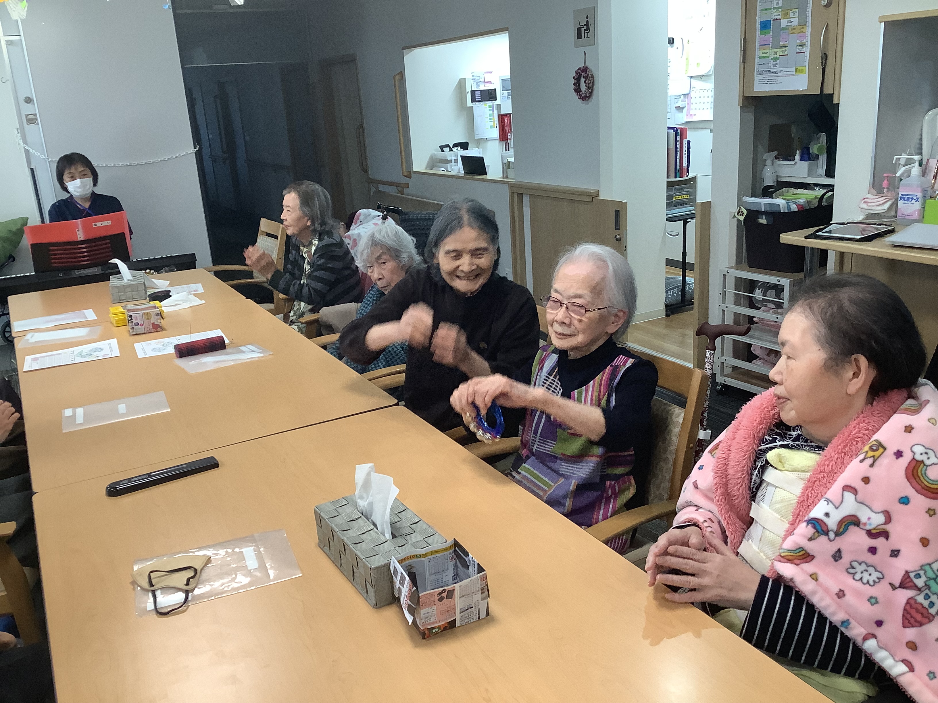 シニアリトミック