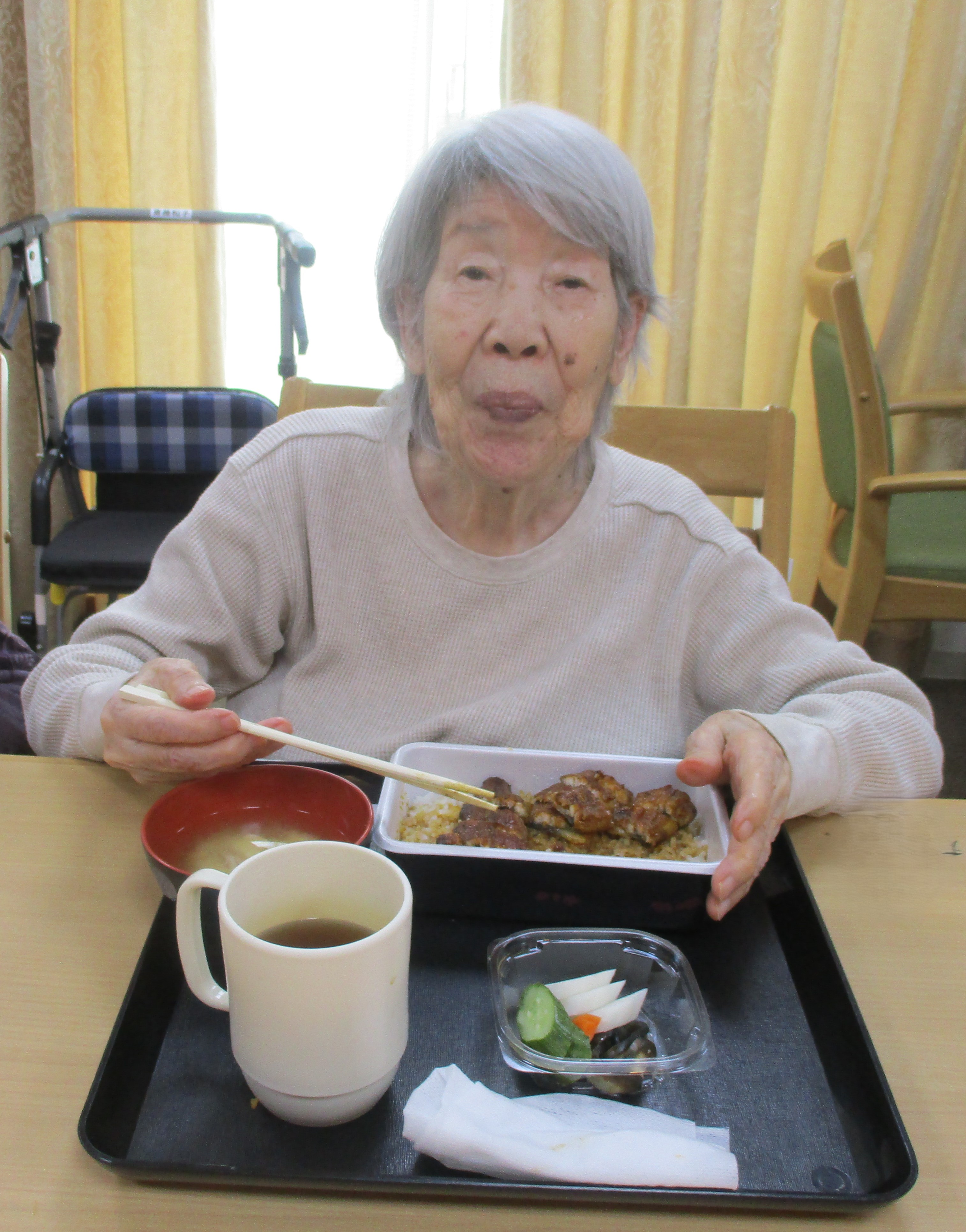 食レク　ぽんぽこ亭の　うな丼(^^♪