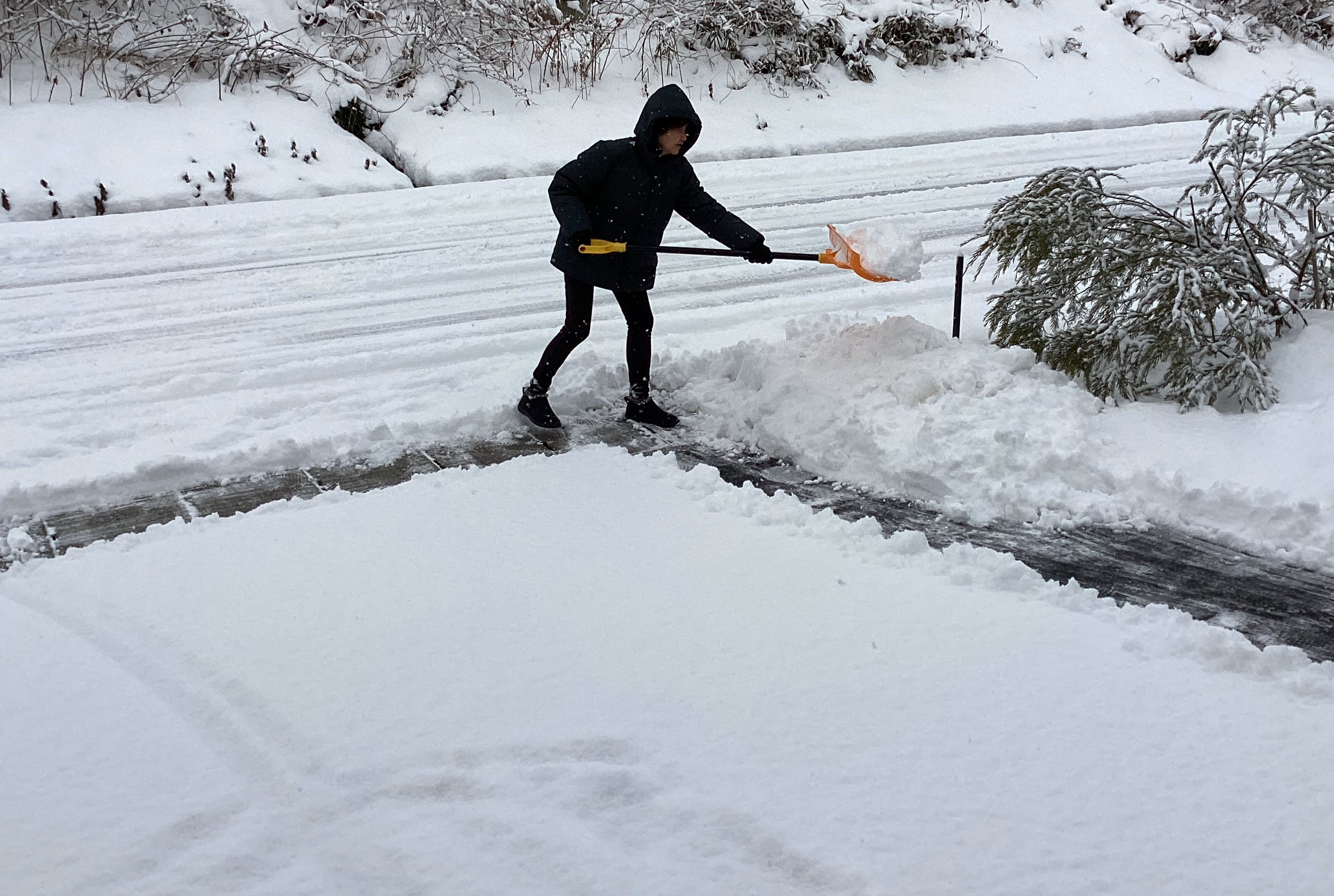 雪かきと鬼退治