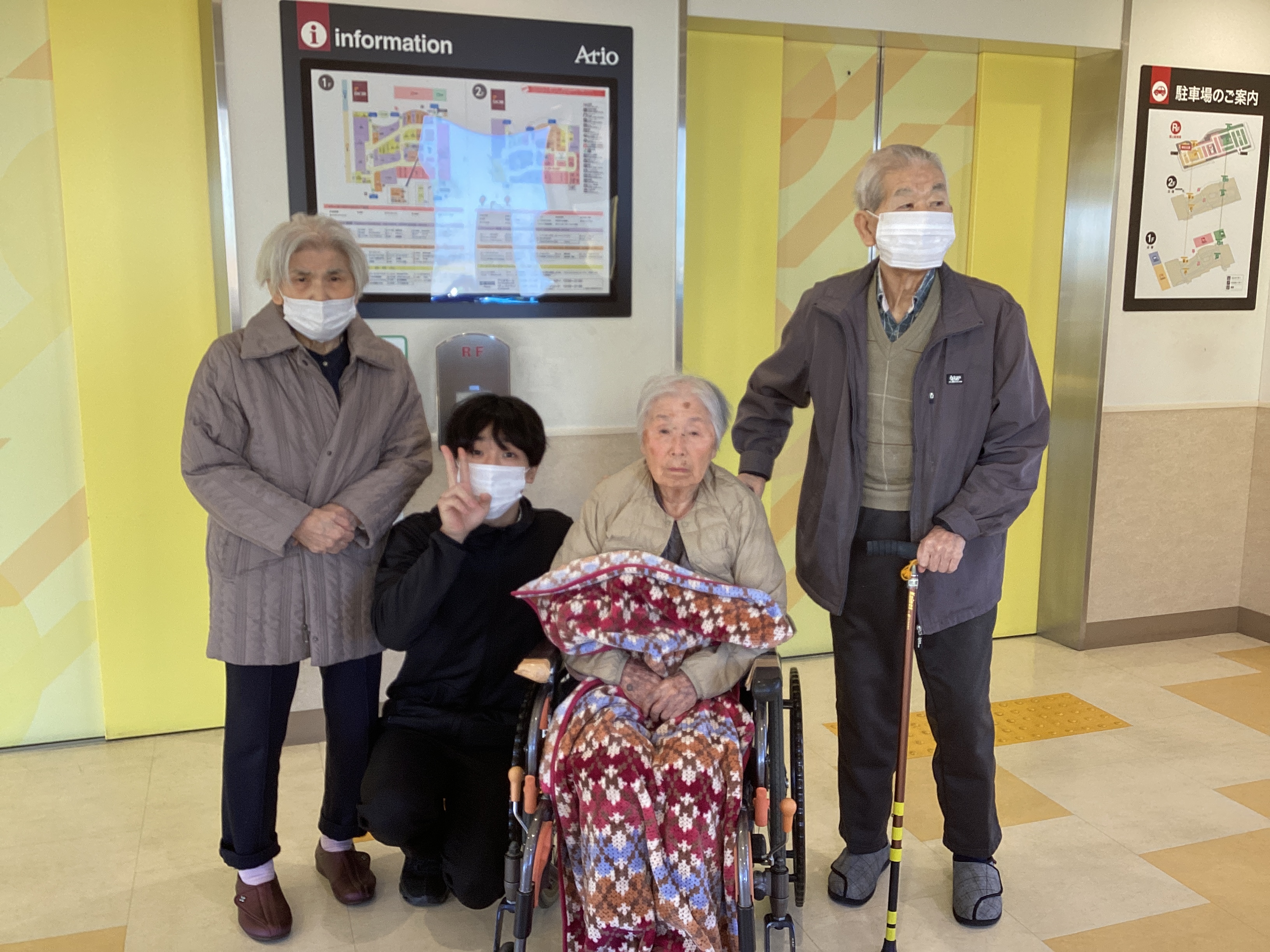 お出かけレク・２月誕生会(③)