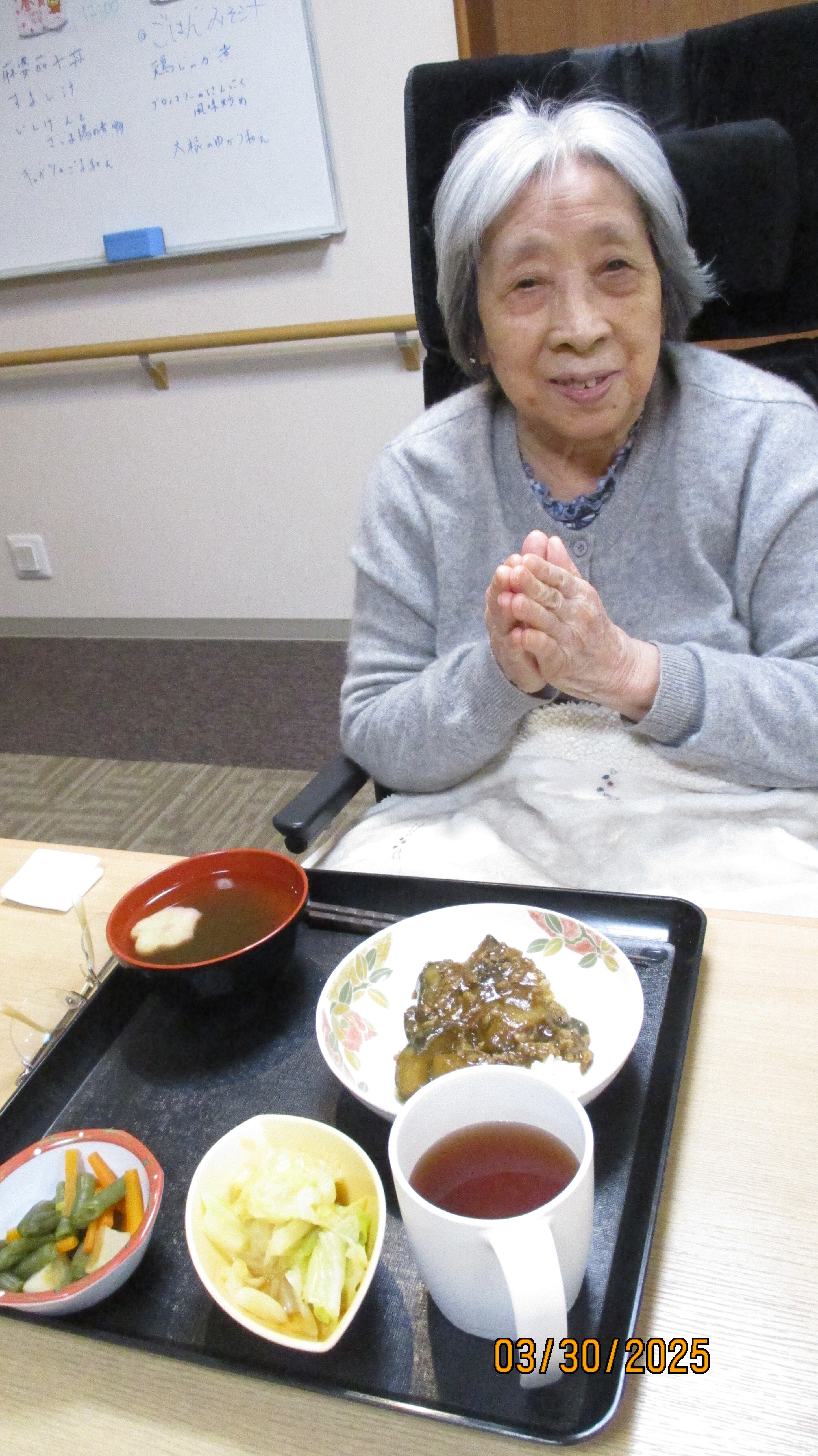 お食事のご様子です。