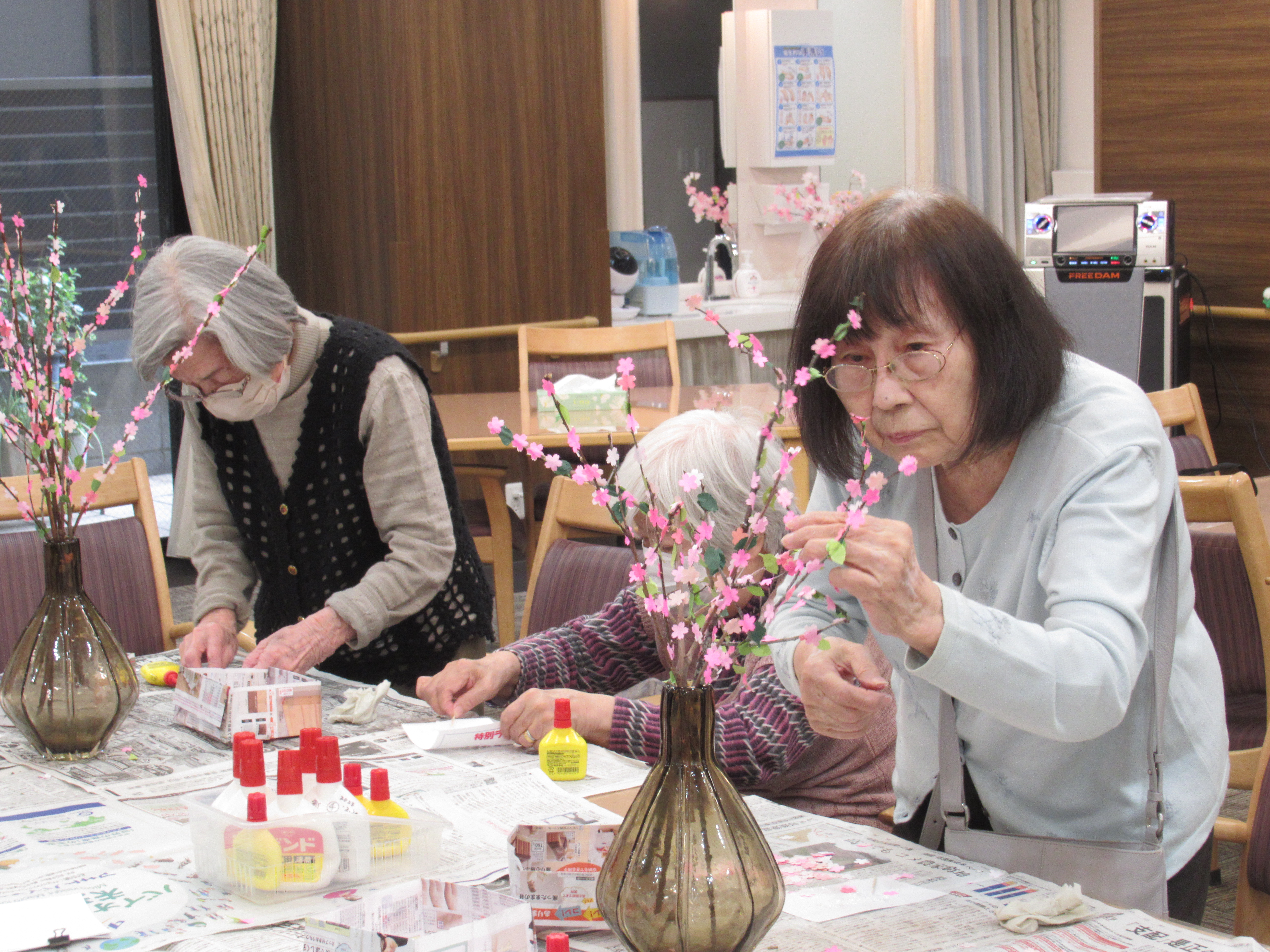 ミモザに花を咲かせましょう🌸