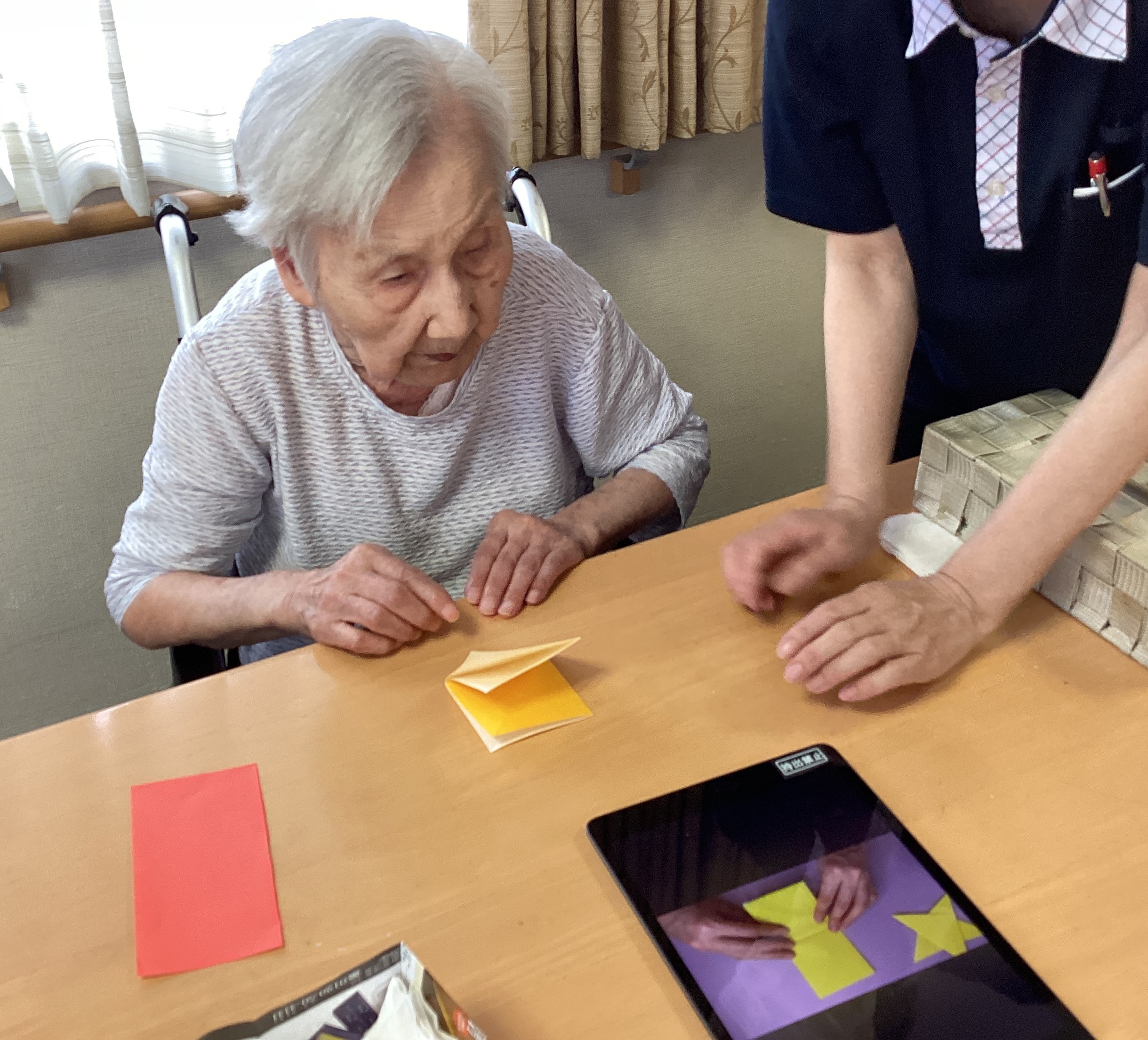 動画を見ながら・・・👀