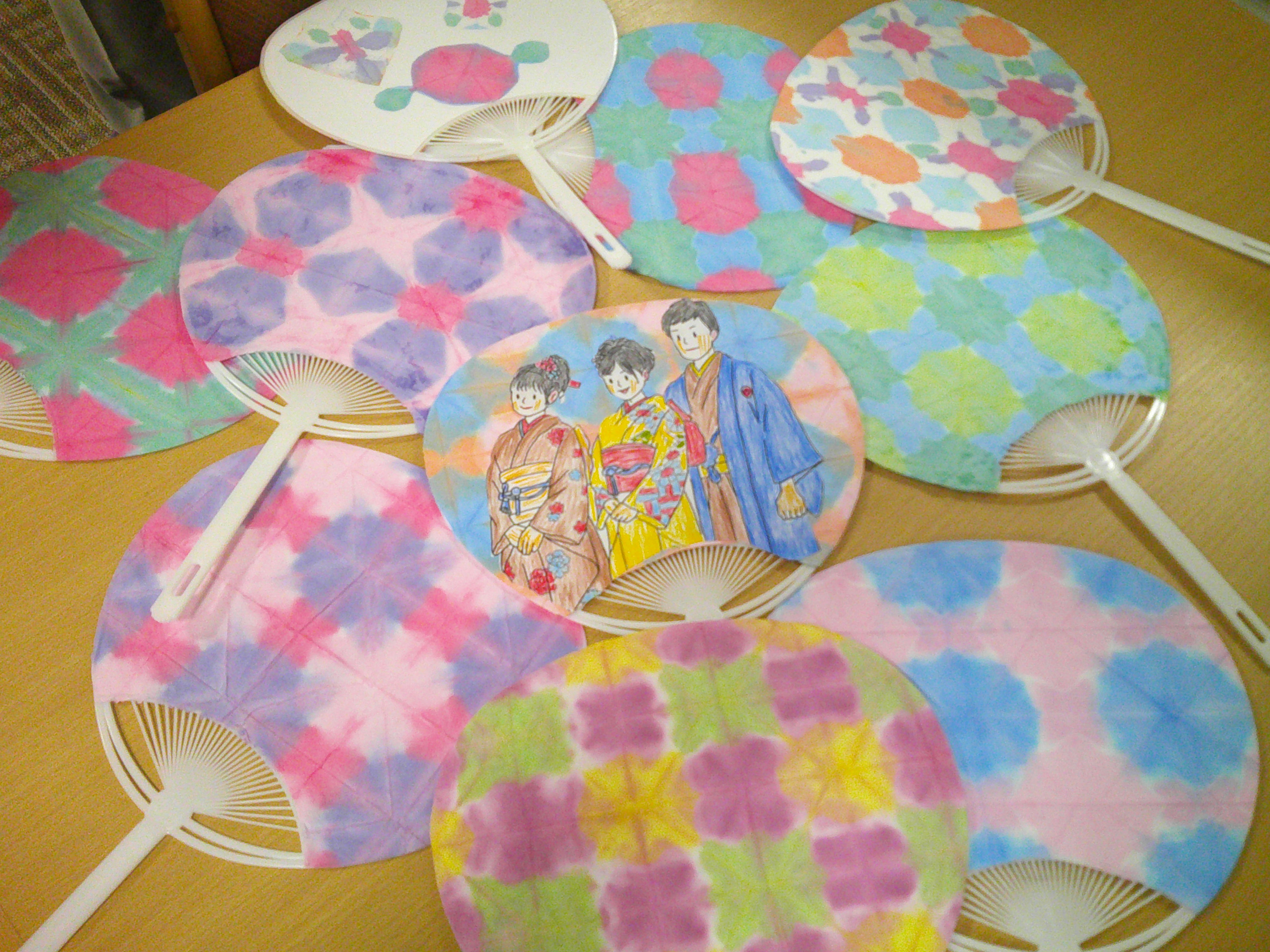 色染めうちわ作り🍉