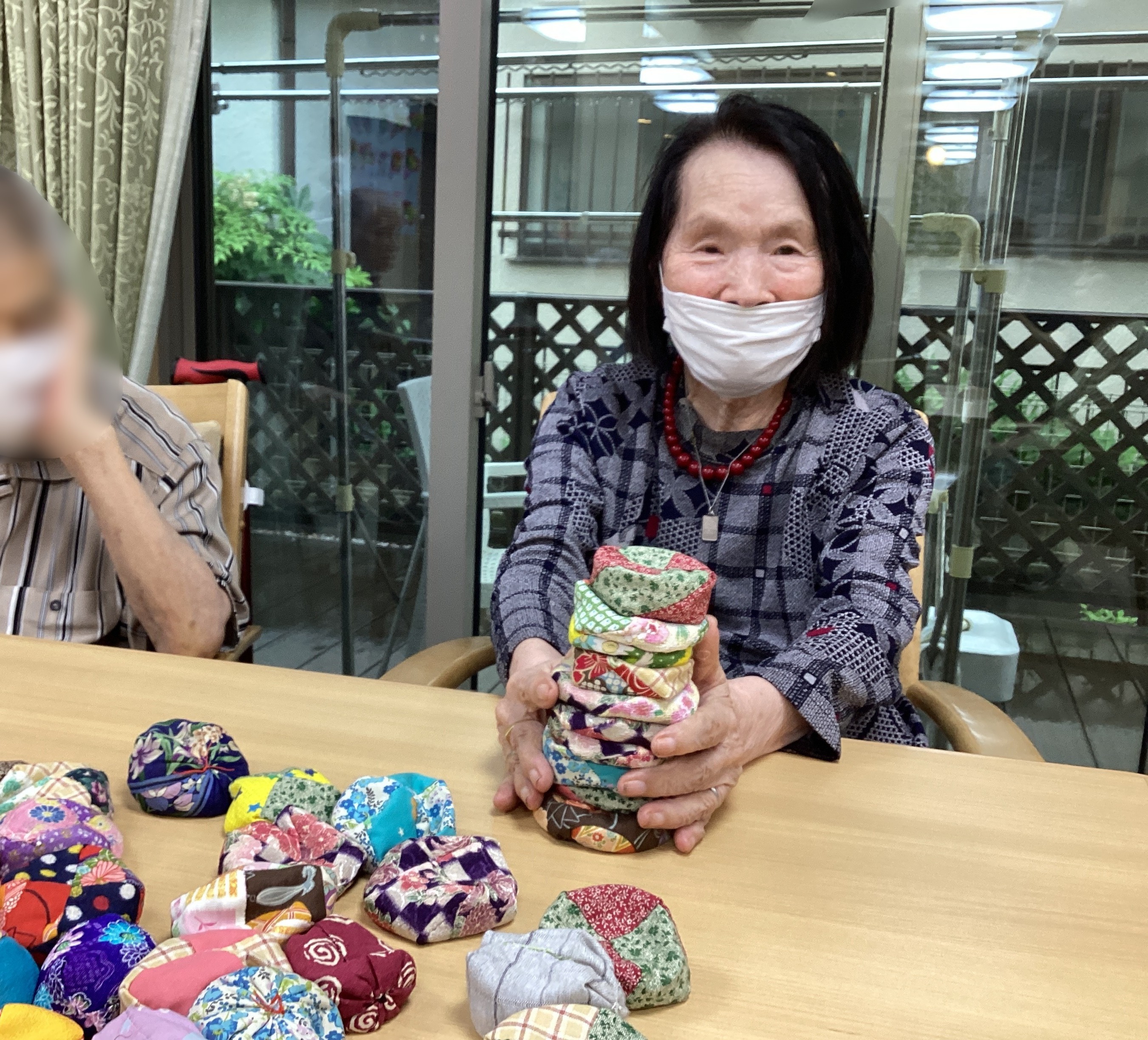 お手玉積みゲーム