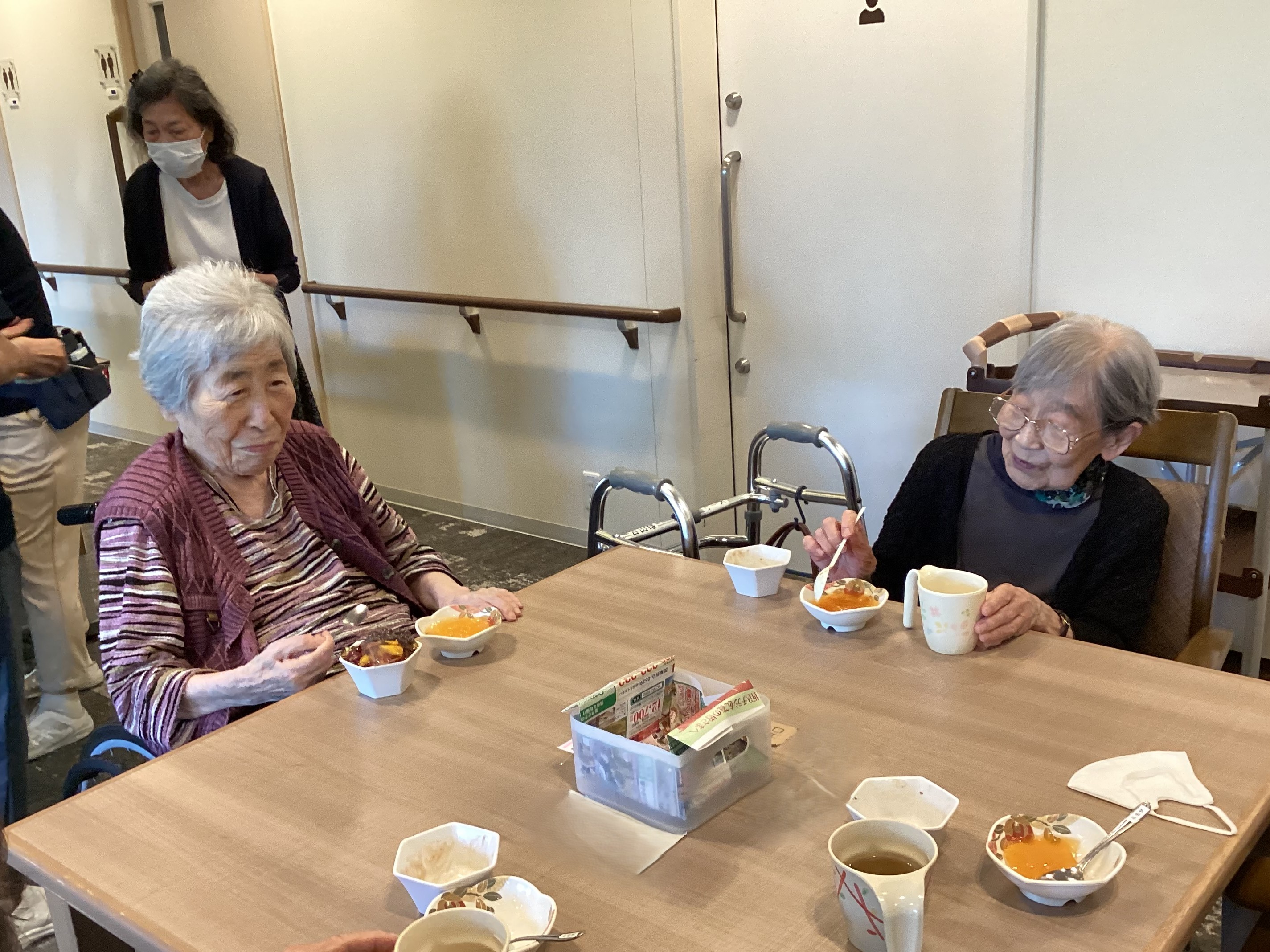 おやつレクリエーション