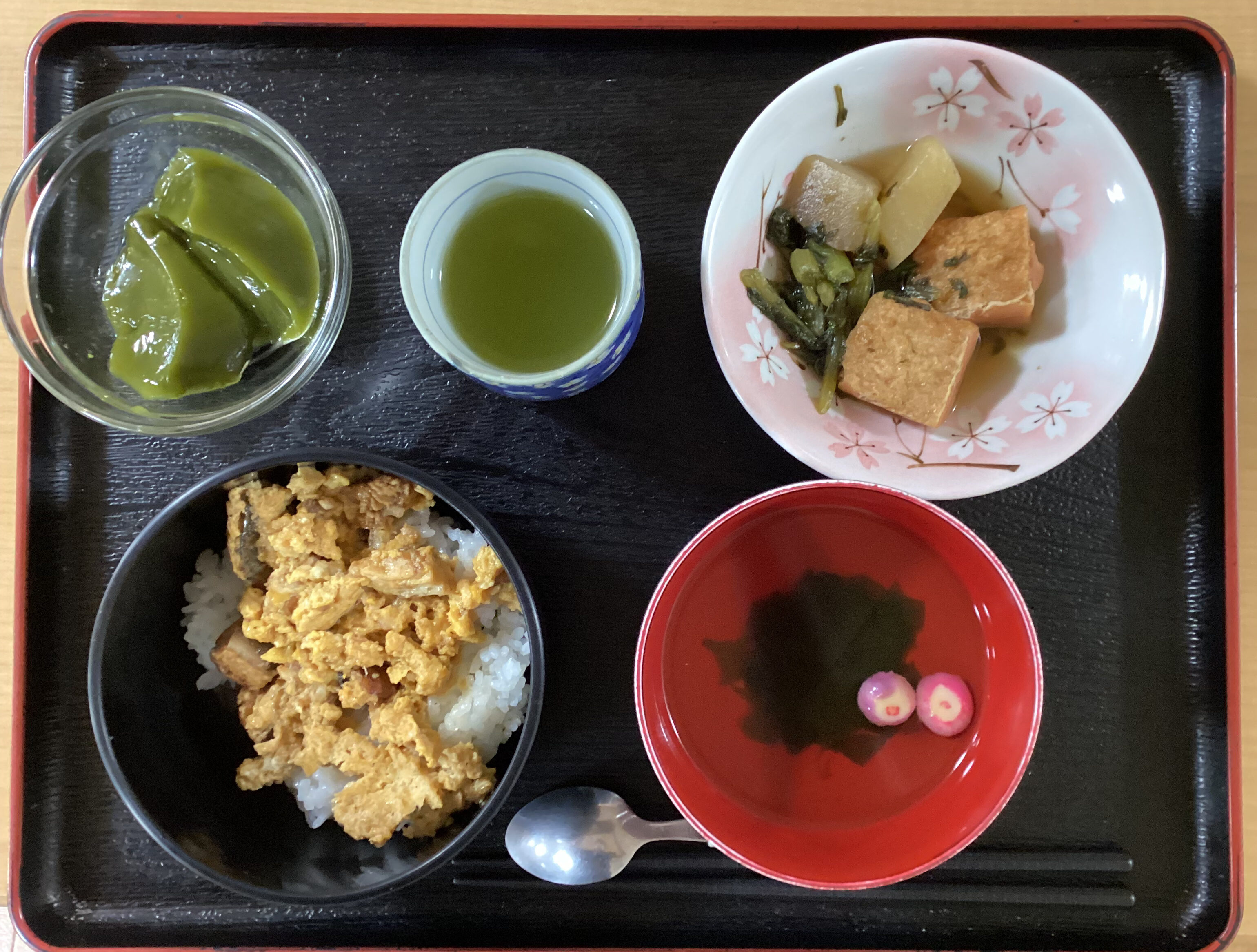 本日土用の丑の日は鰻のお昼ご飯🍚