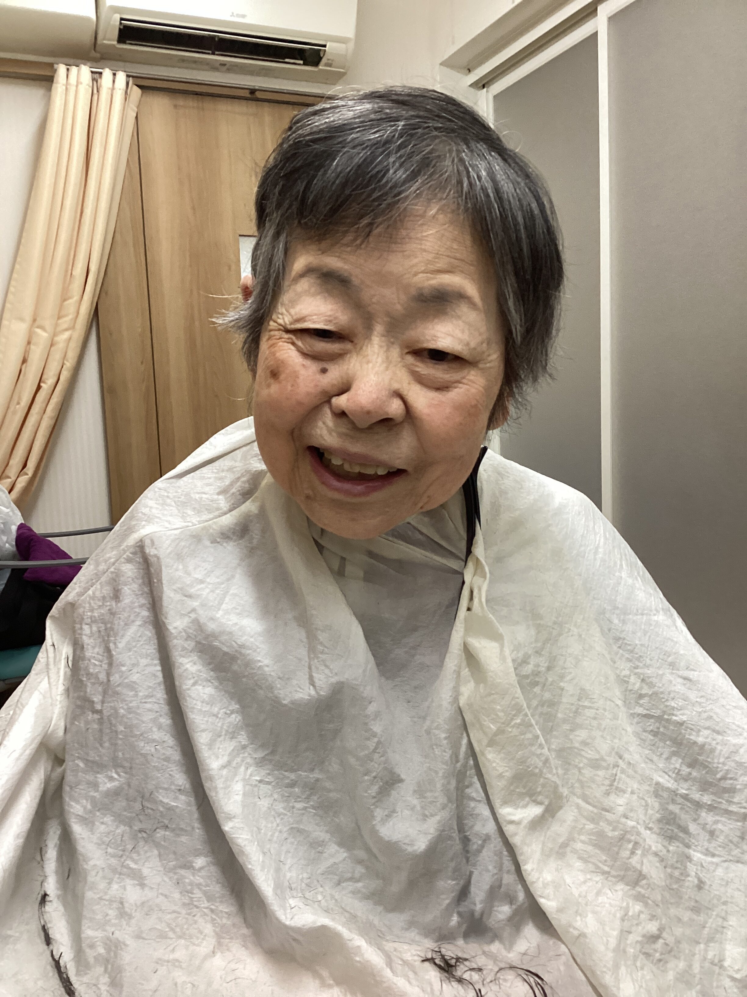 散髪でサッパリ
