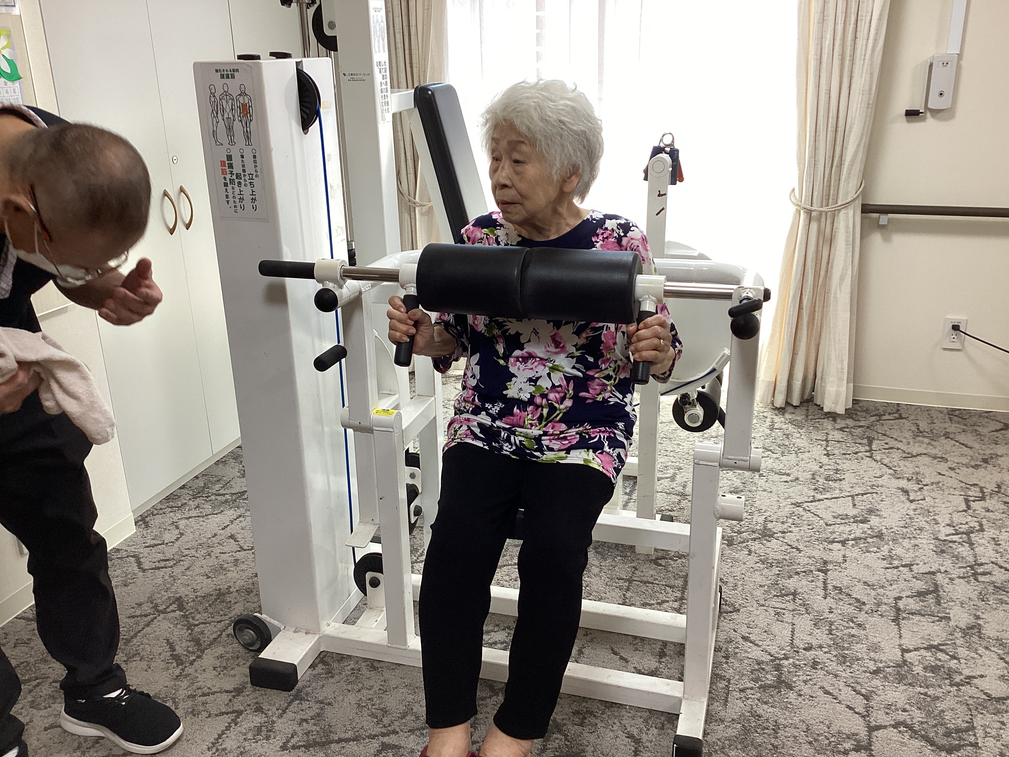 🏋️‍♂️新しいリハビリ器具で筋トレ🏋️‍♂️