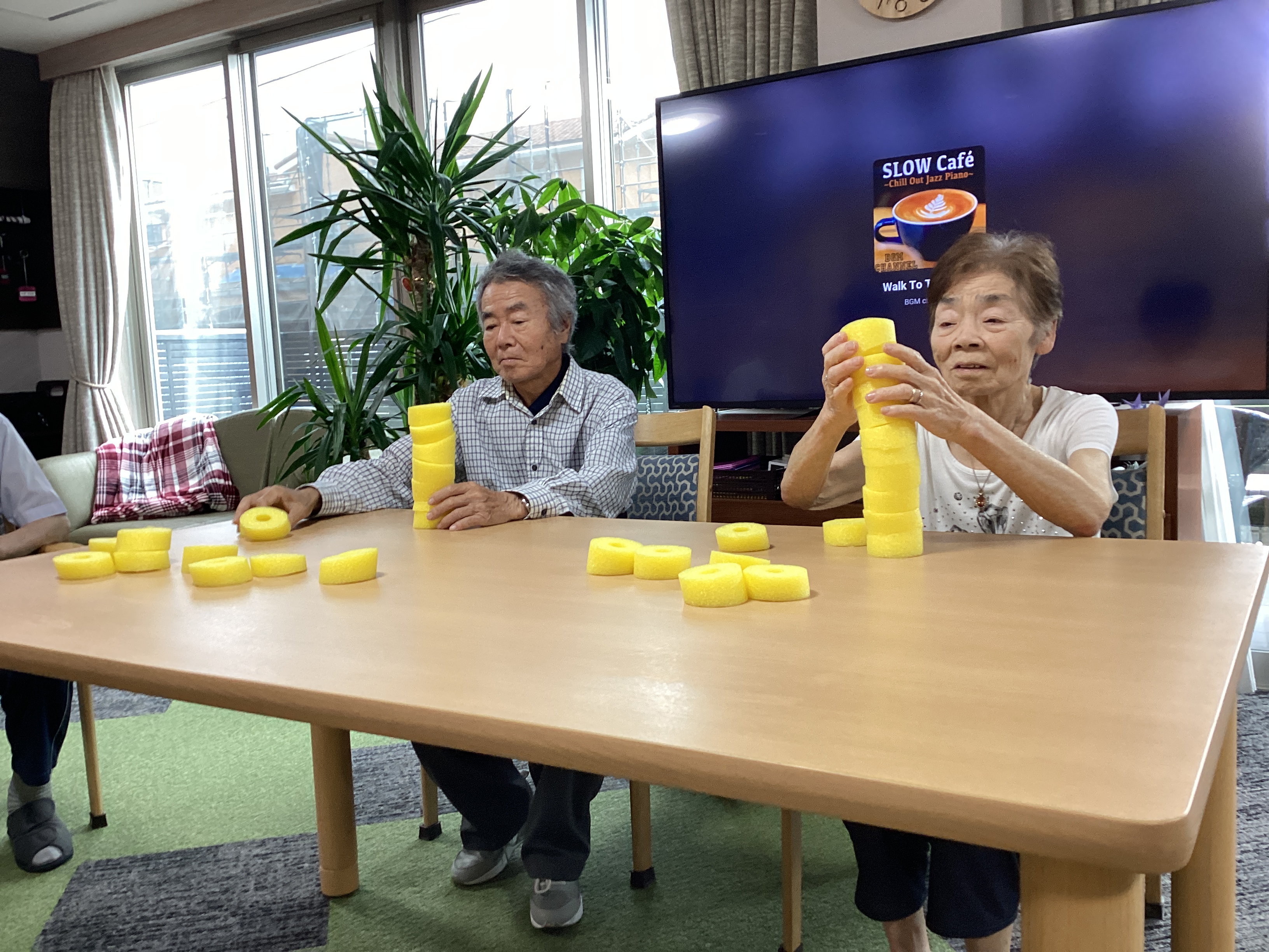 パイナップル積み重ねゲーム