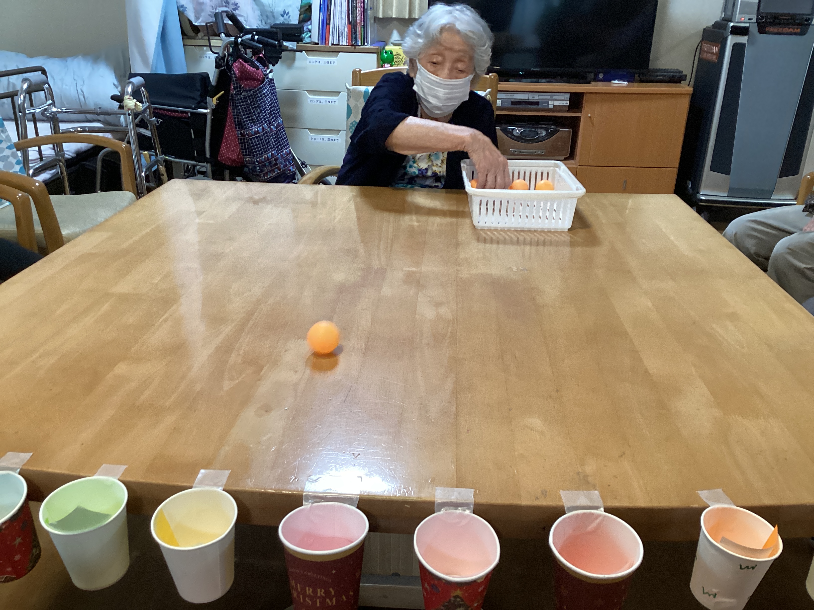 紙コップinピンポン