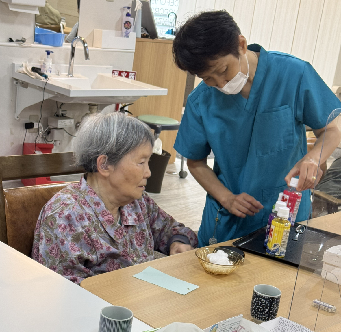 【葛飾奥戸】おやつレク　かき氷（6月）