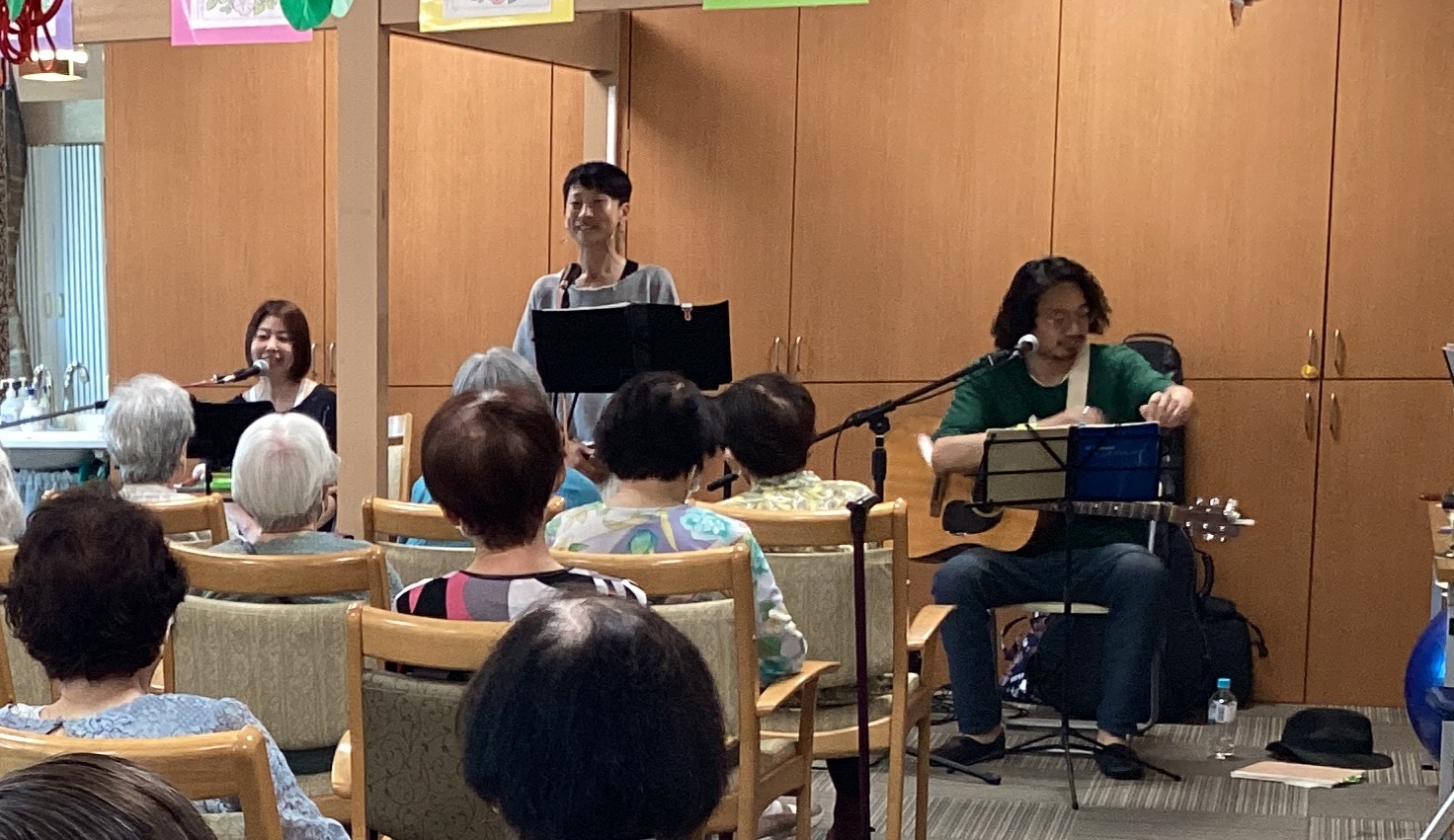 フラハミさんが訪問ライブを開催して下さいました。