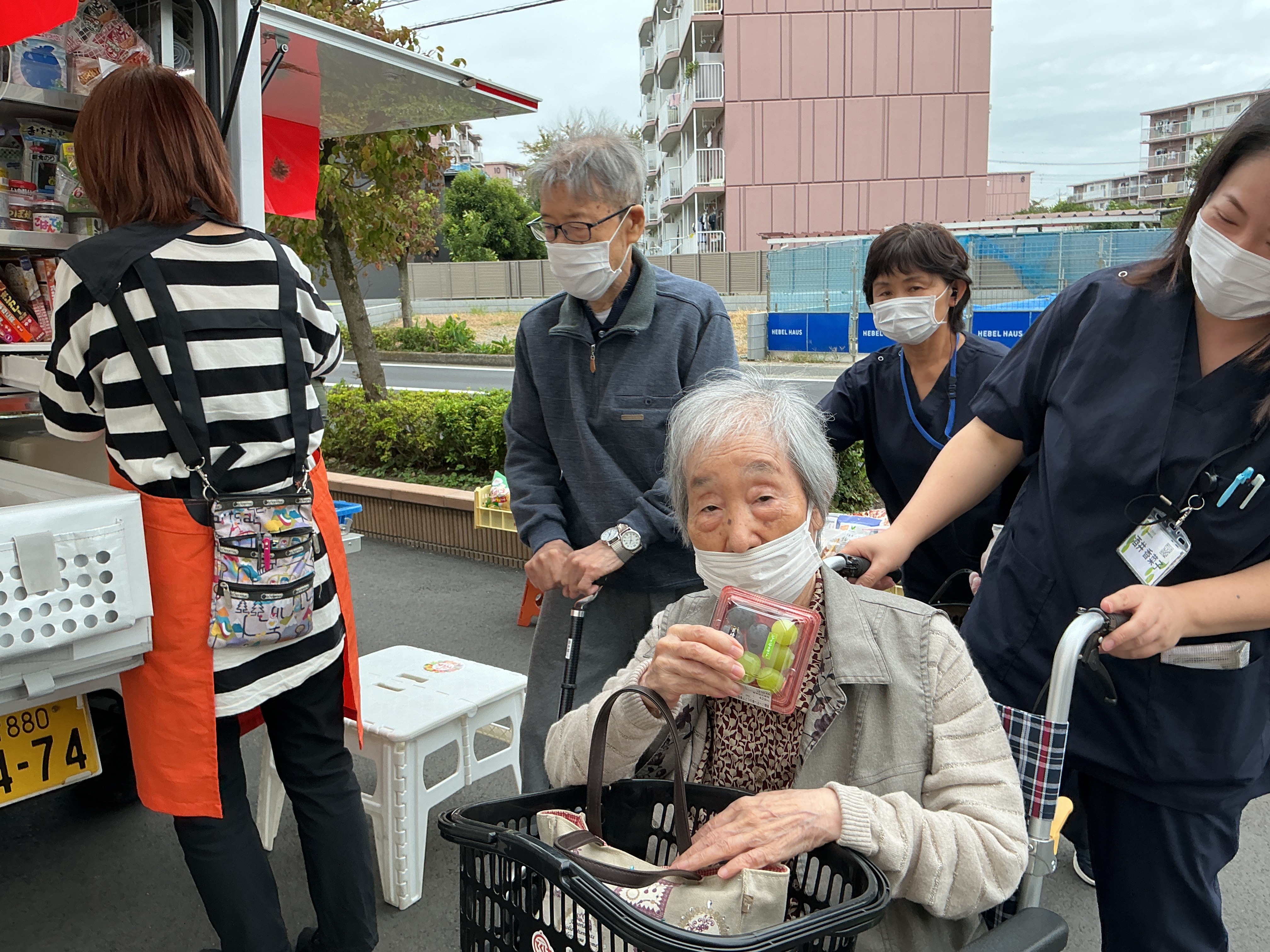 移動スーパー楽しいー🍇