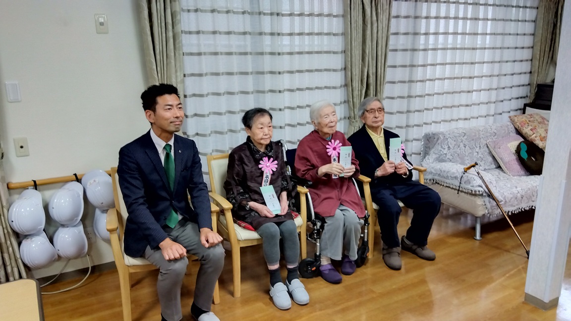 真鶴町長がミモザ来訪！