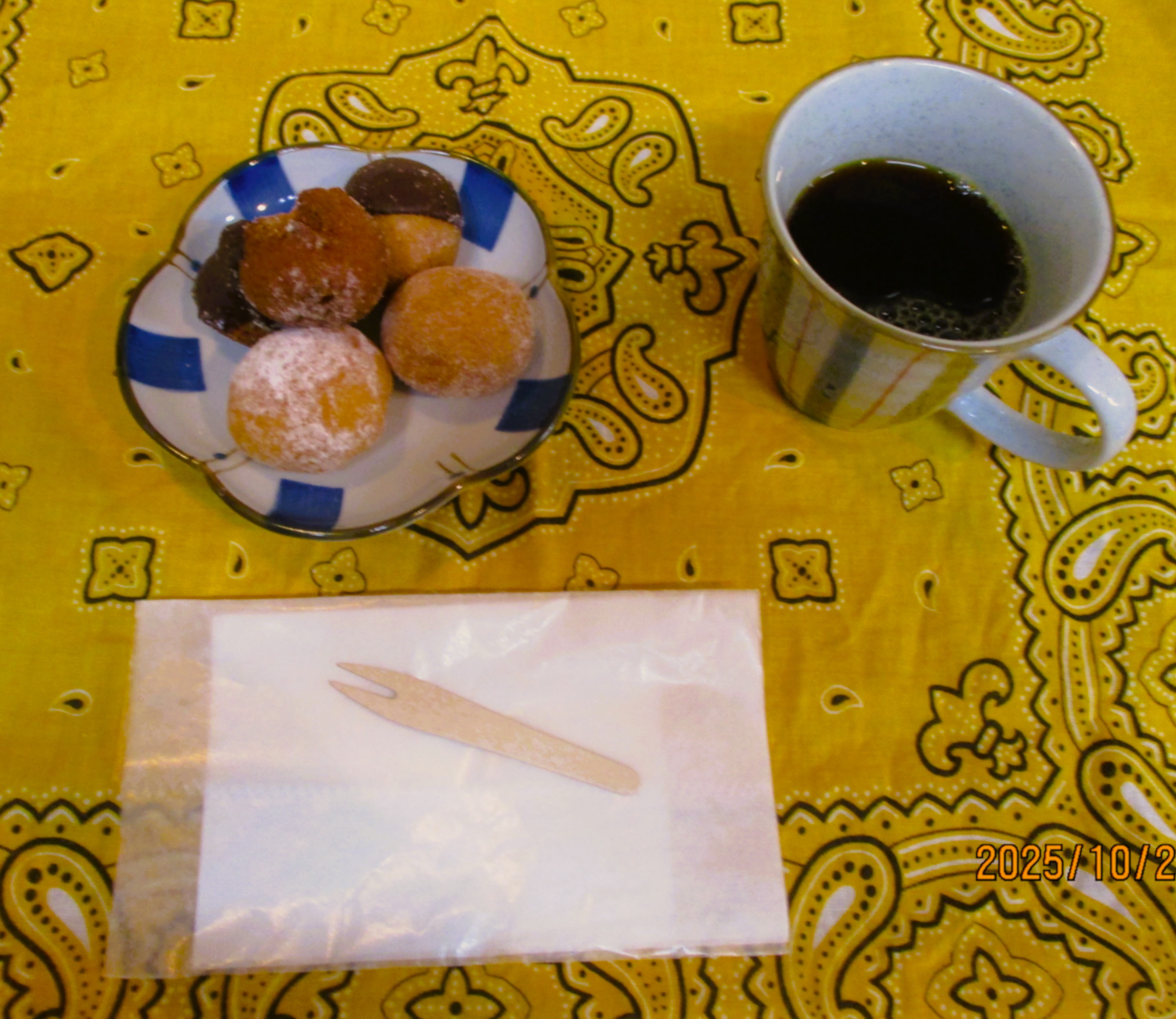 おやつはドーナツ♡