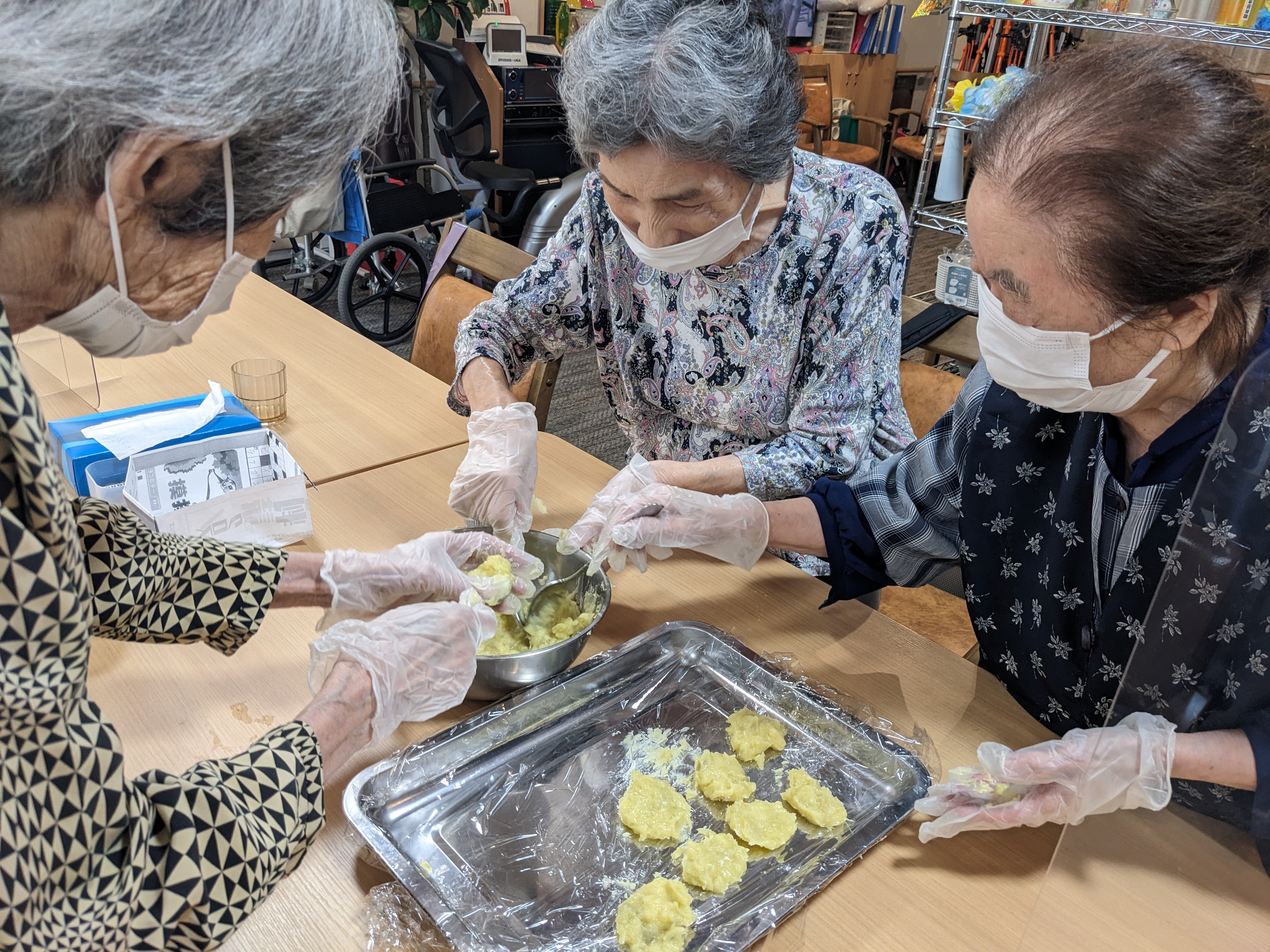 【葛飾奥戸】おやつレク　スイートポテト（９月）