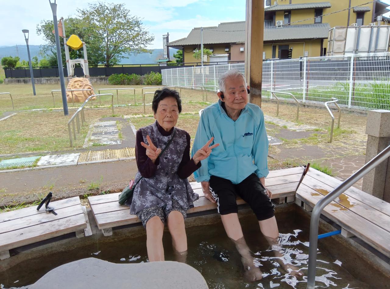♨足湯♨