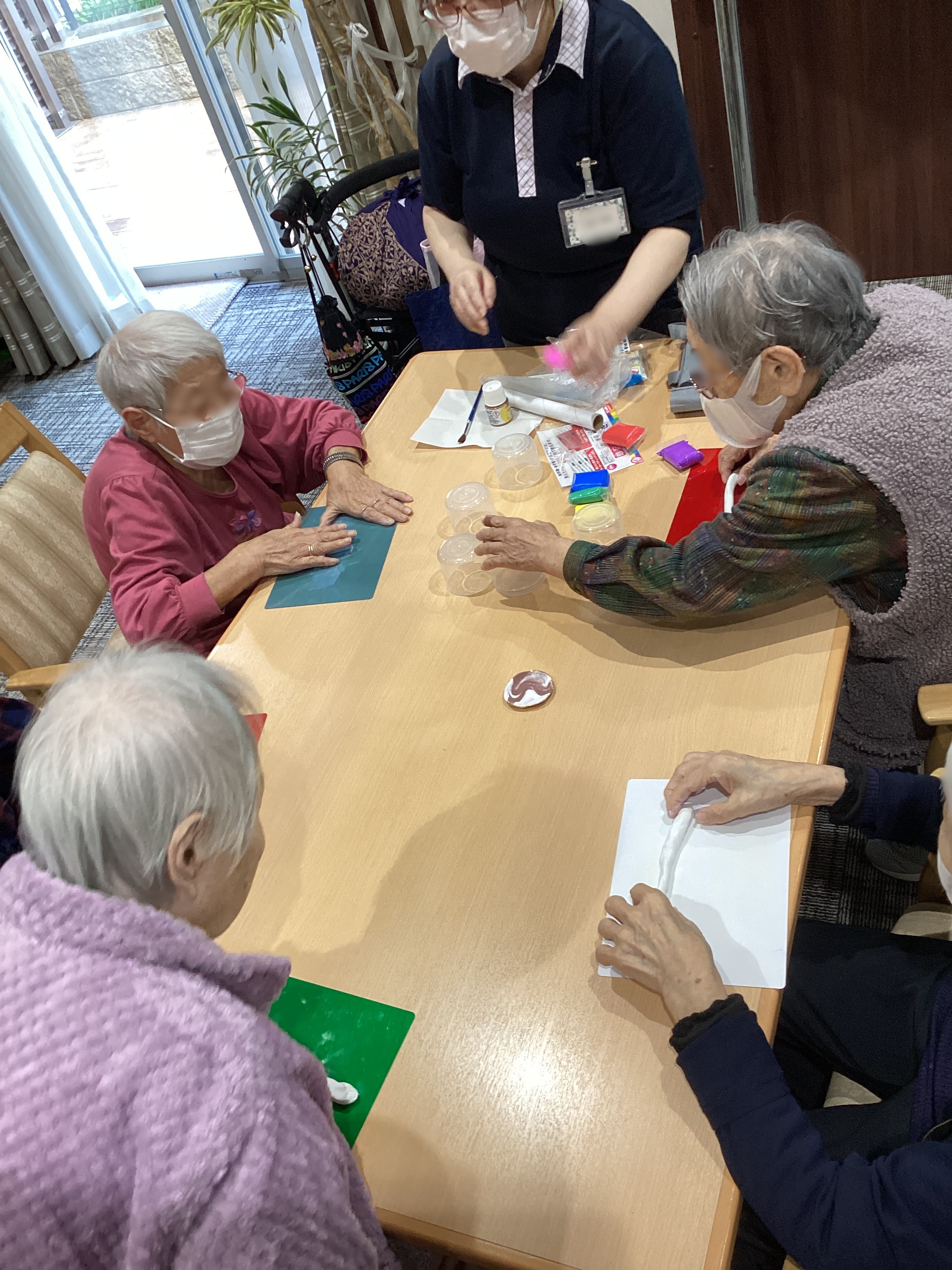 今週のレク「大理石風小皿」