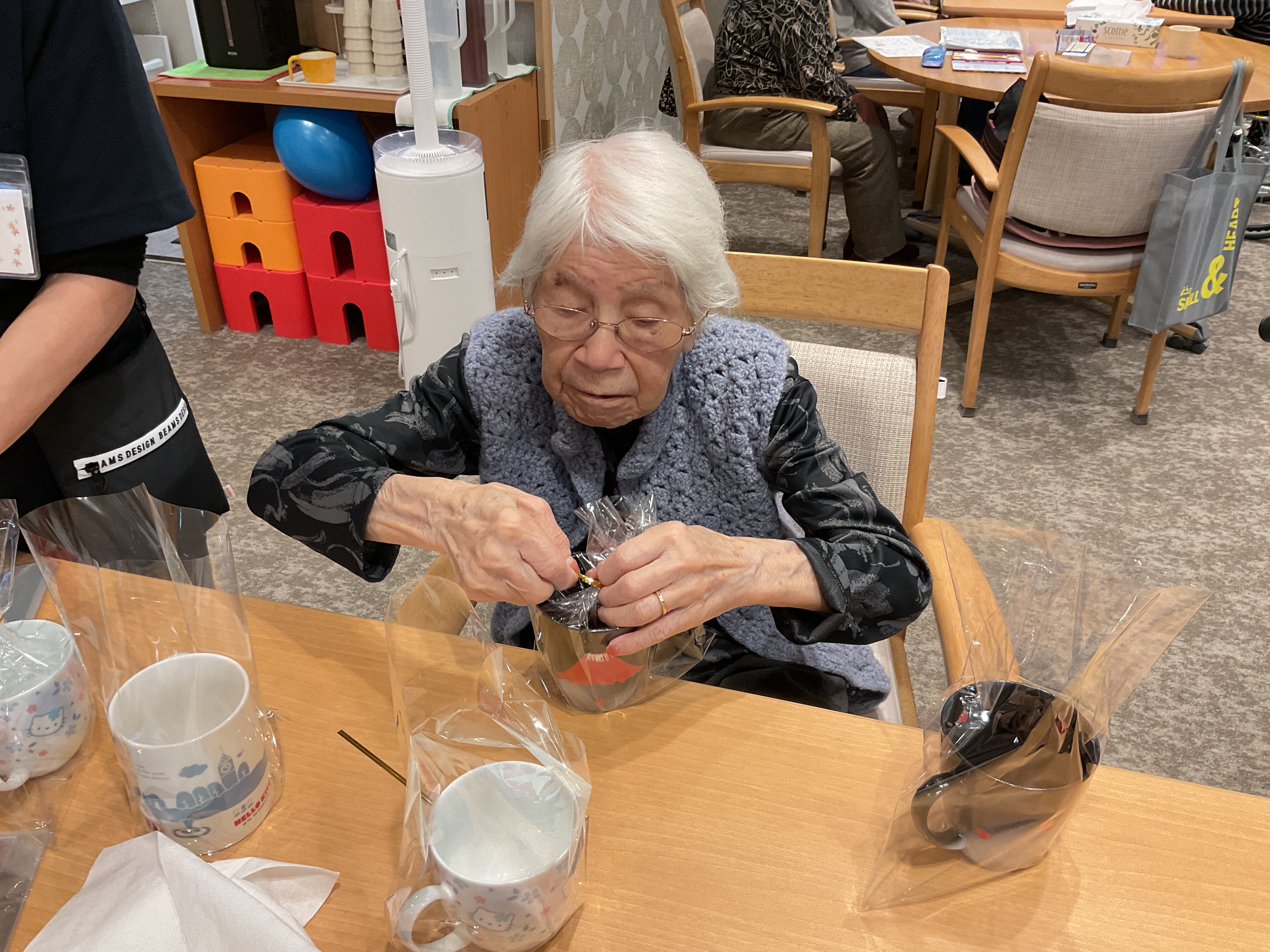 内職作業中～😏