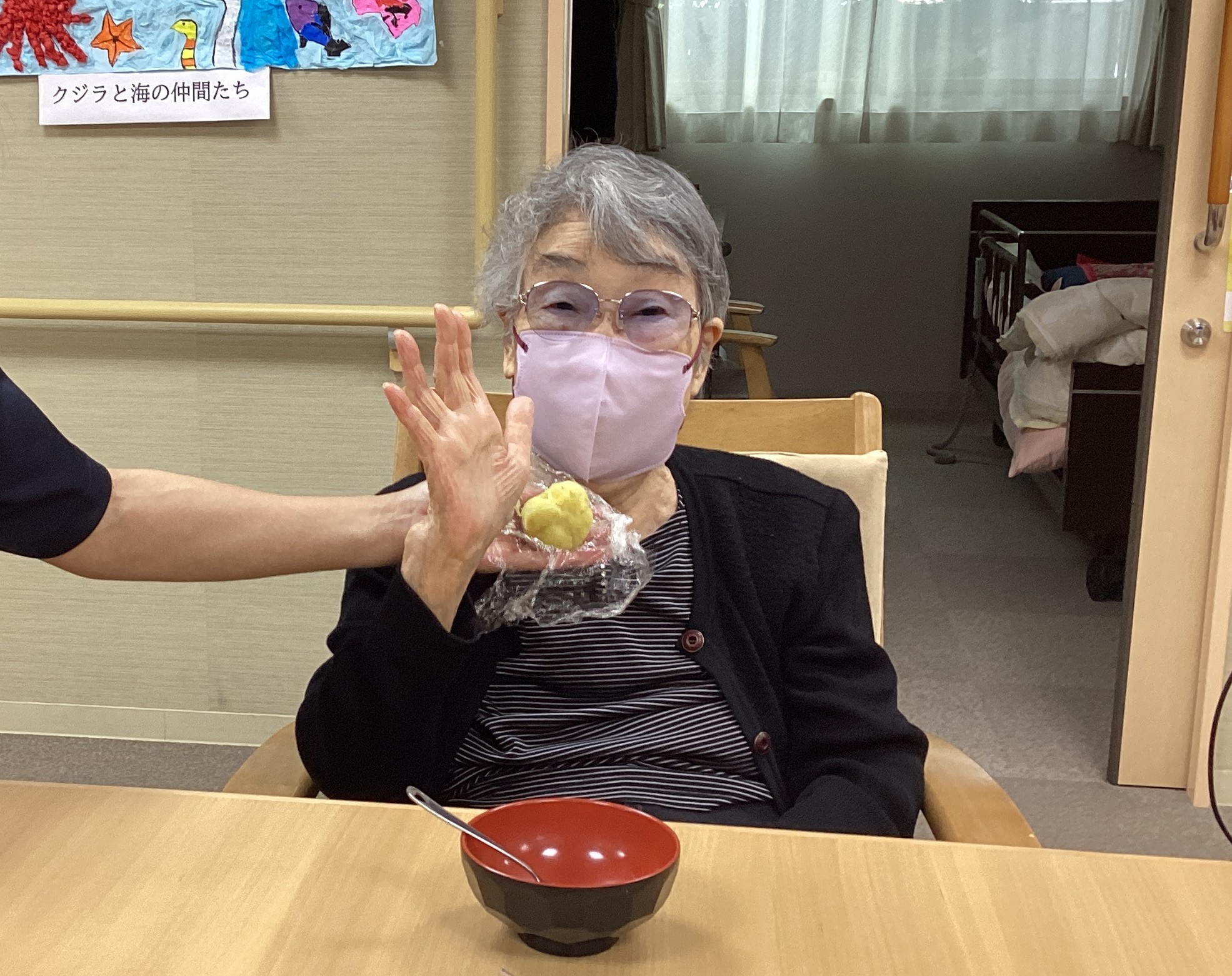 手作りおやつレク🍠~さつまいもの巾着絞り~