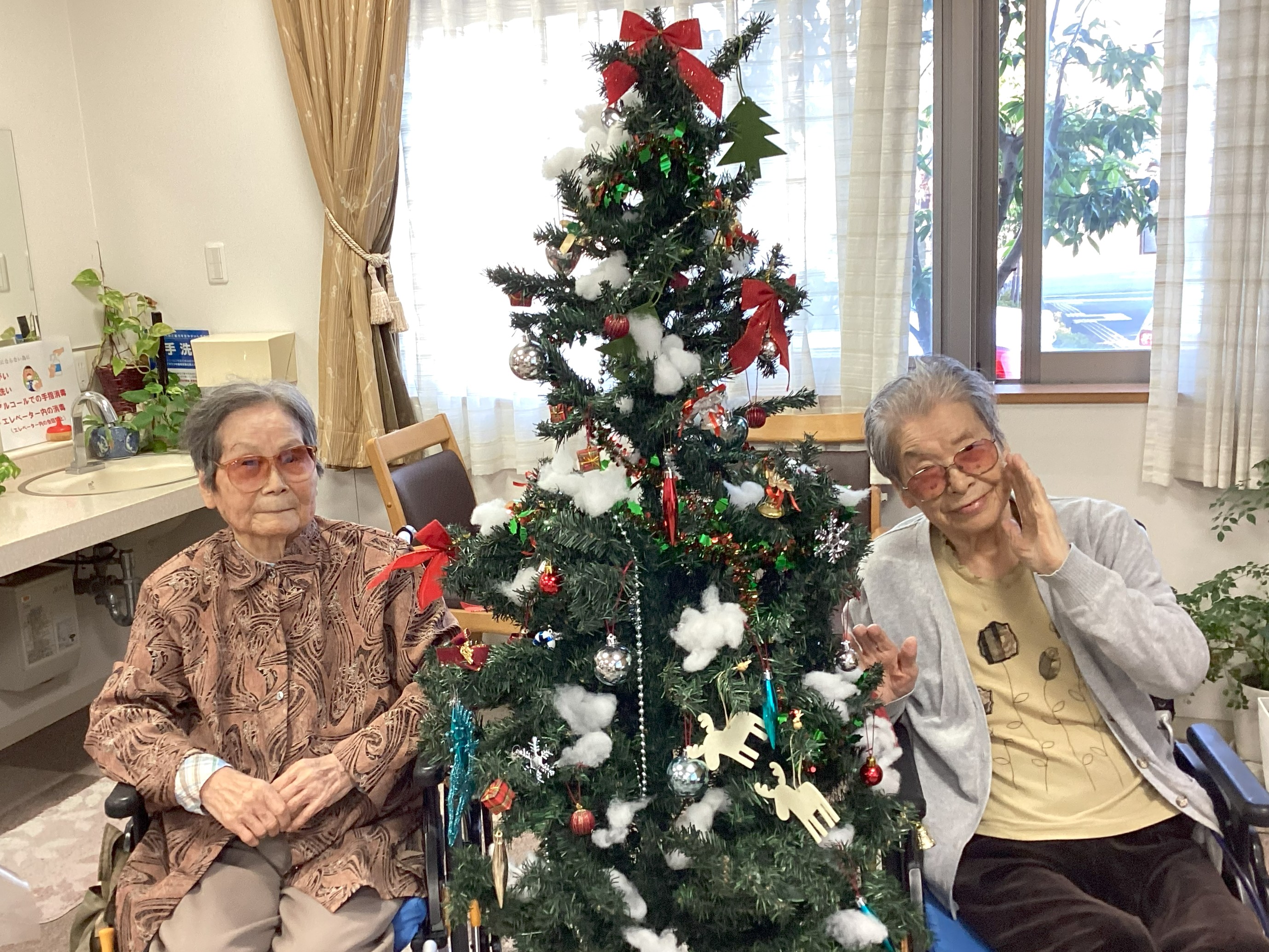 🎄クリスマスツリー飾付け🎄