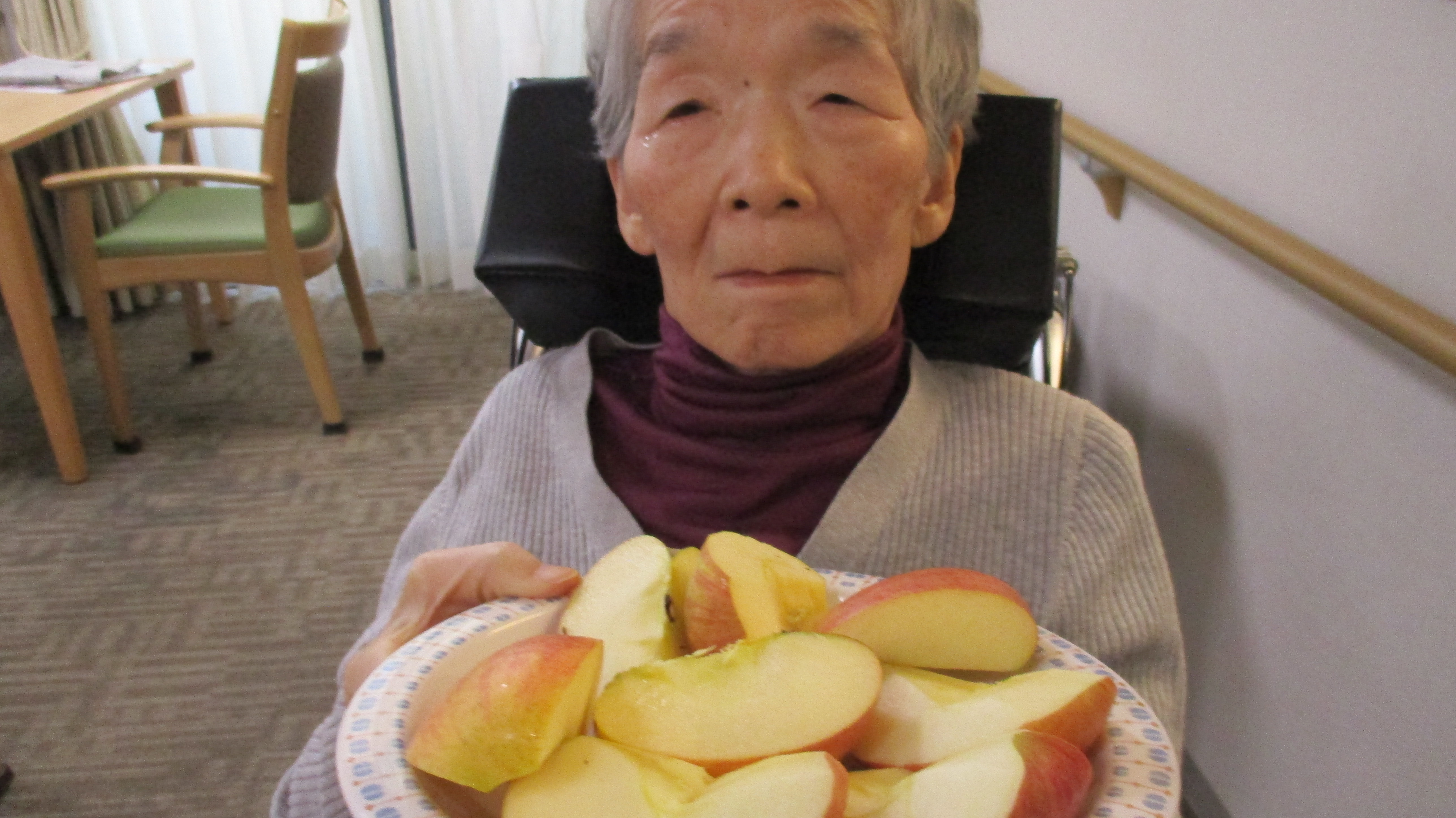 リンゴのおやつ🍎