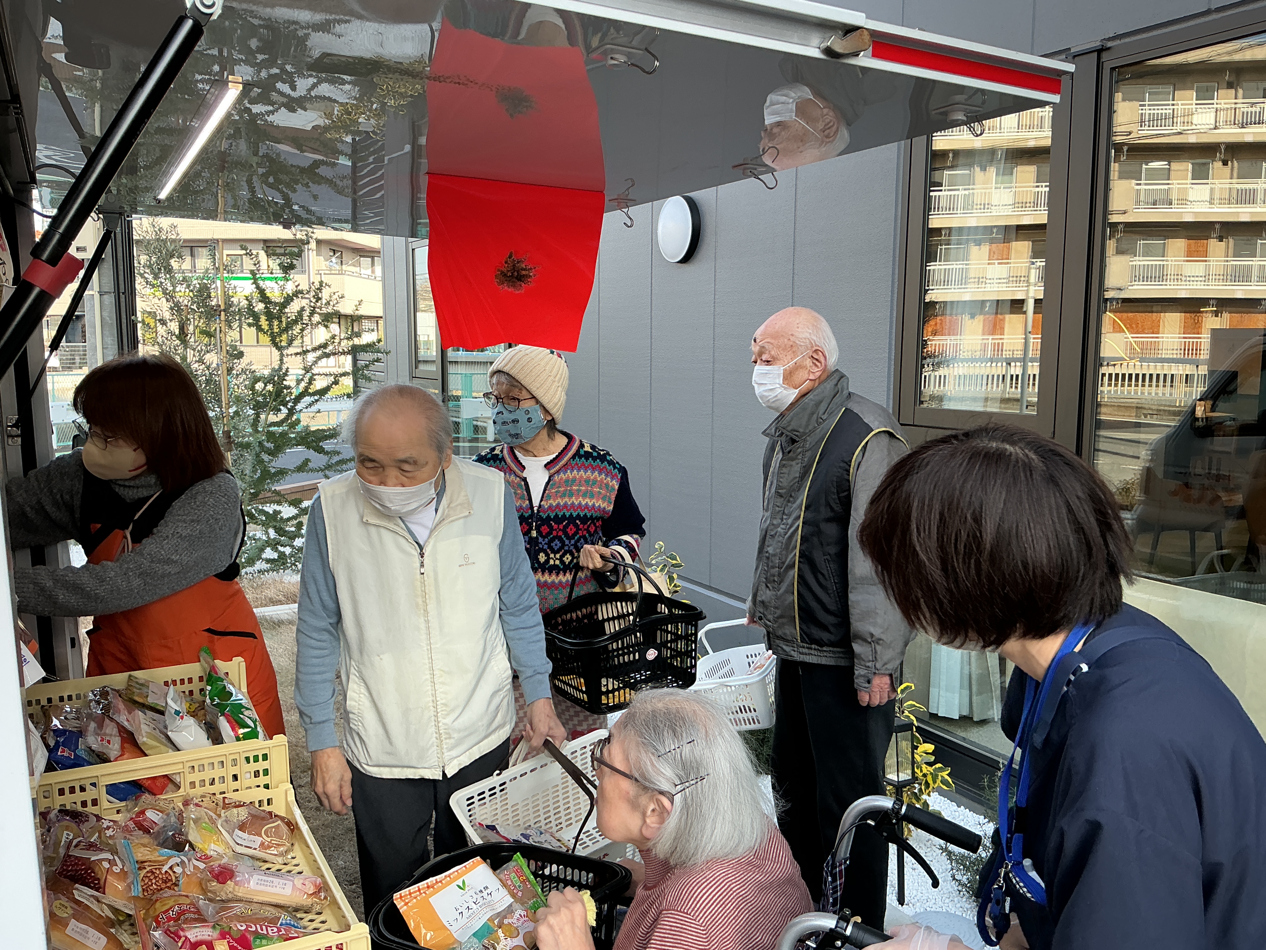 1月15日　とくし丸でお買い物♪