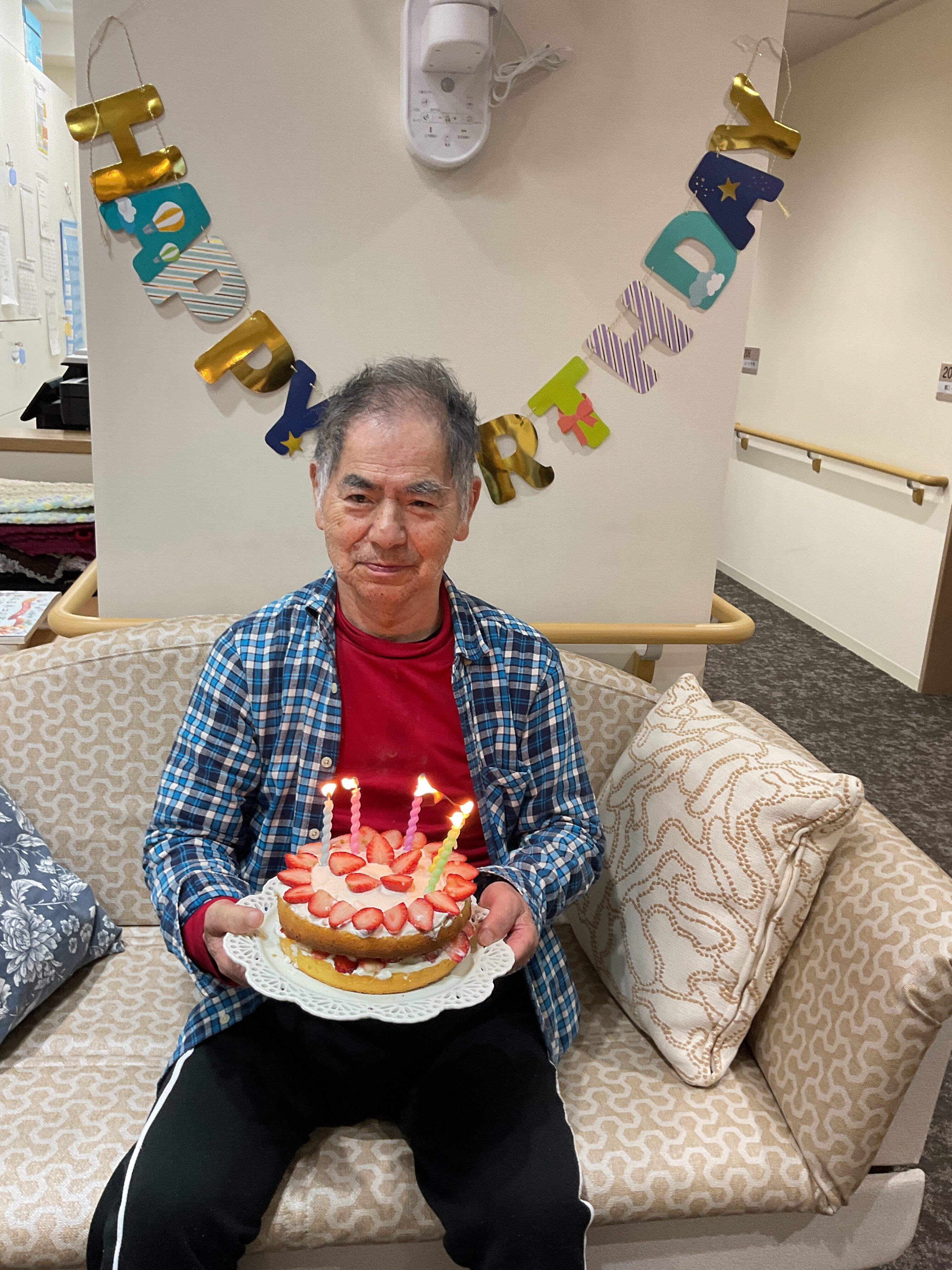 ✨お誕生日♡手作りケーキでお祝い✨