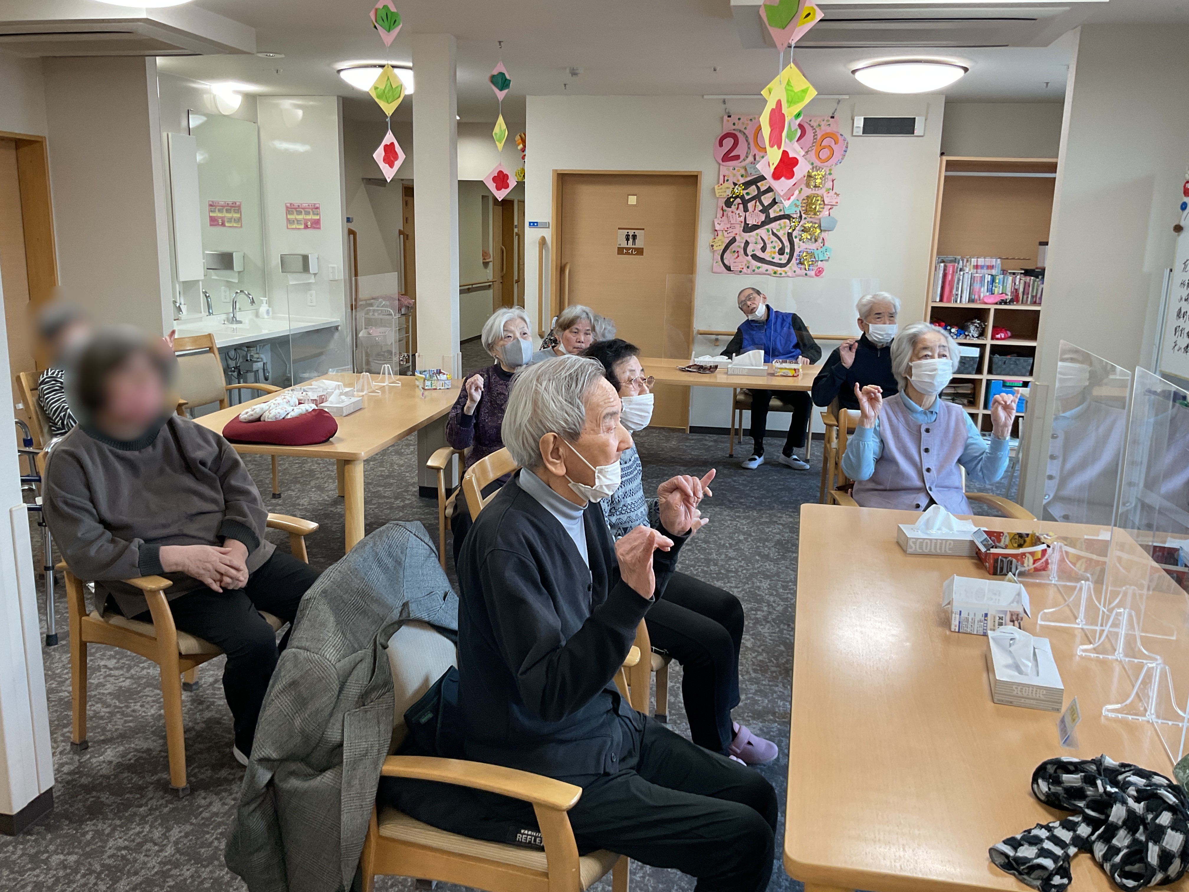 ミモザ新座の日常２月　～食事前の運動～