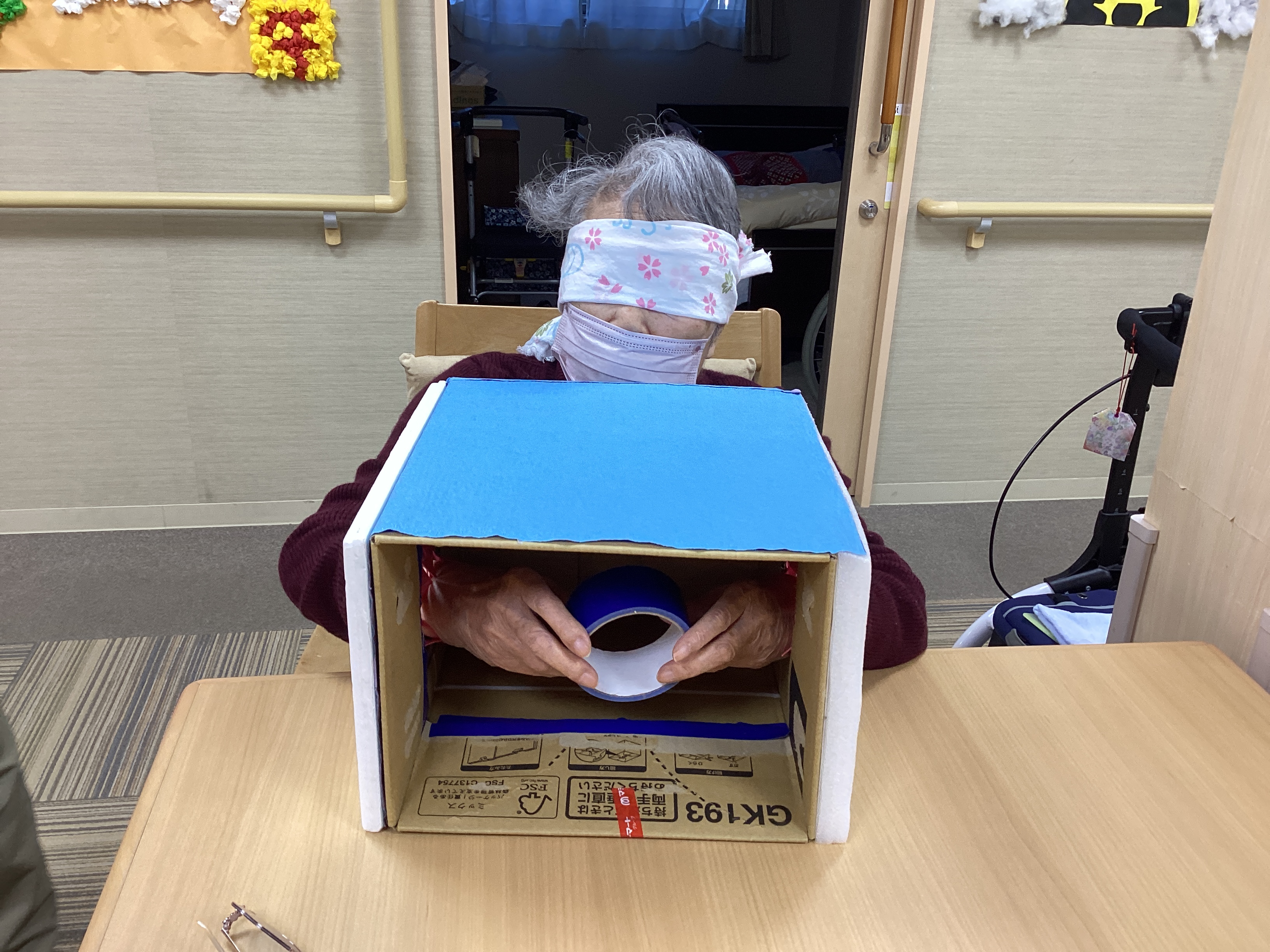 箱の中身は何だろな⁉️