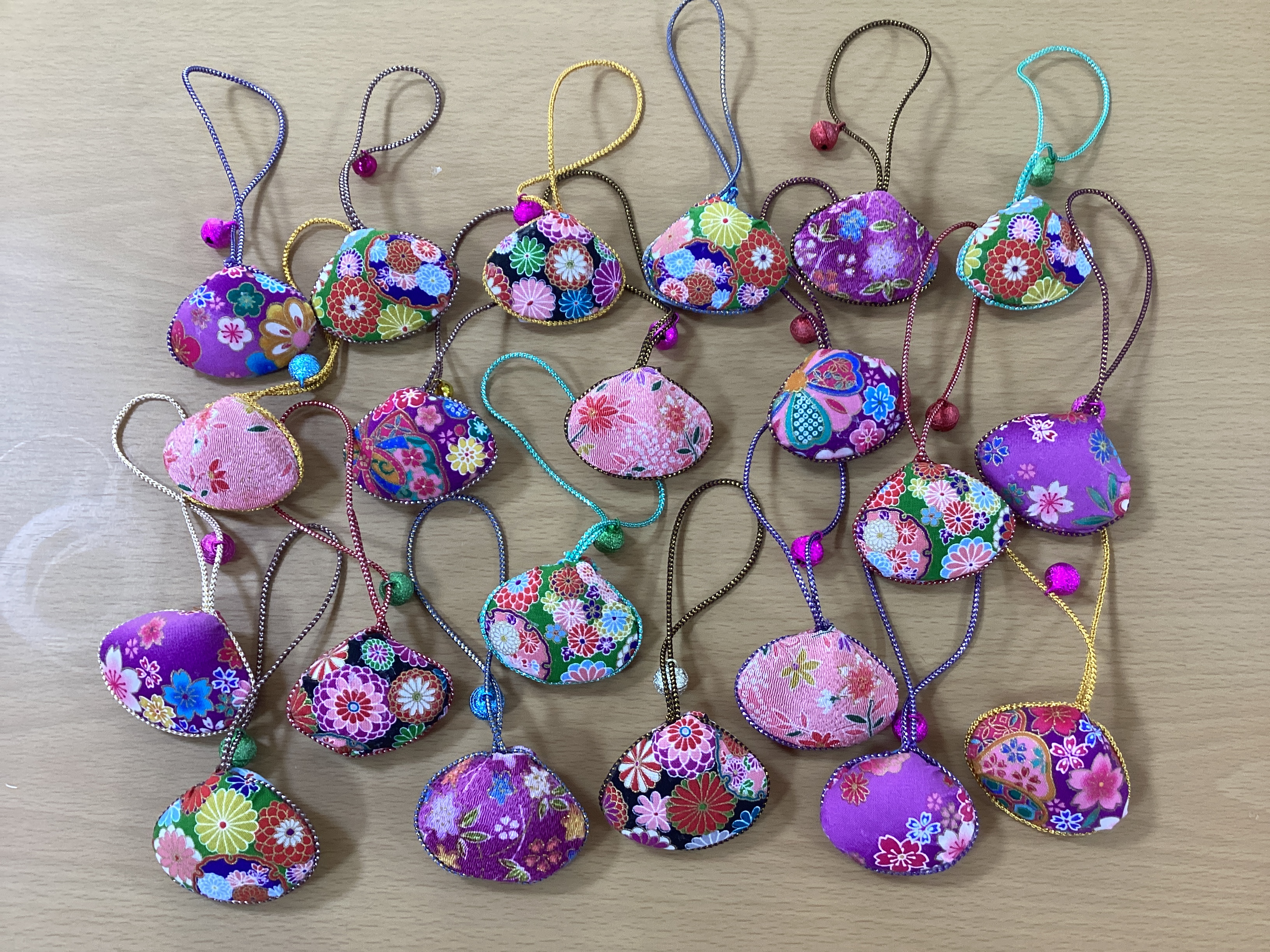 ２月創作教室「貝のストラップ」