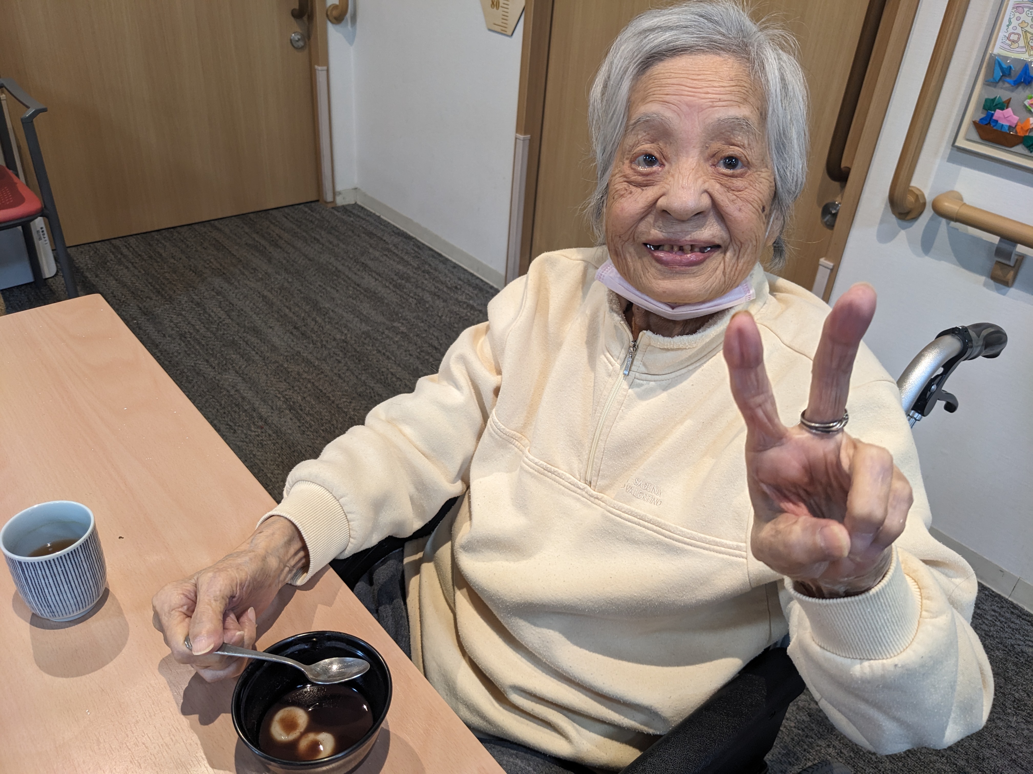 【葛飾奥戸】おやつレク　おしるこ（１月）