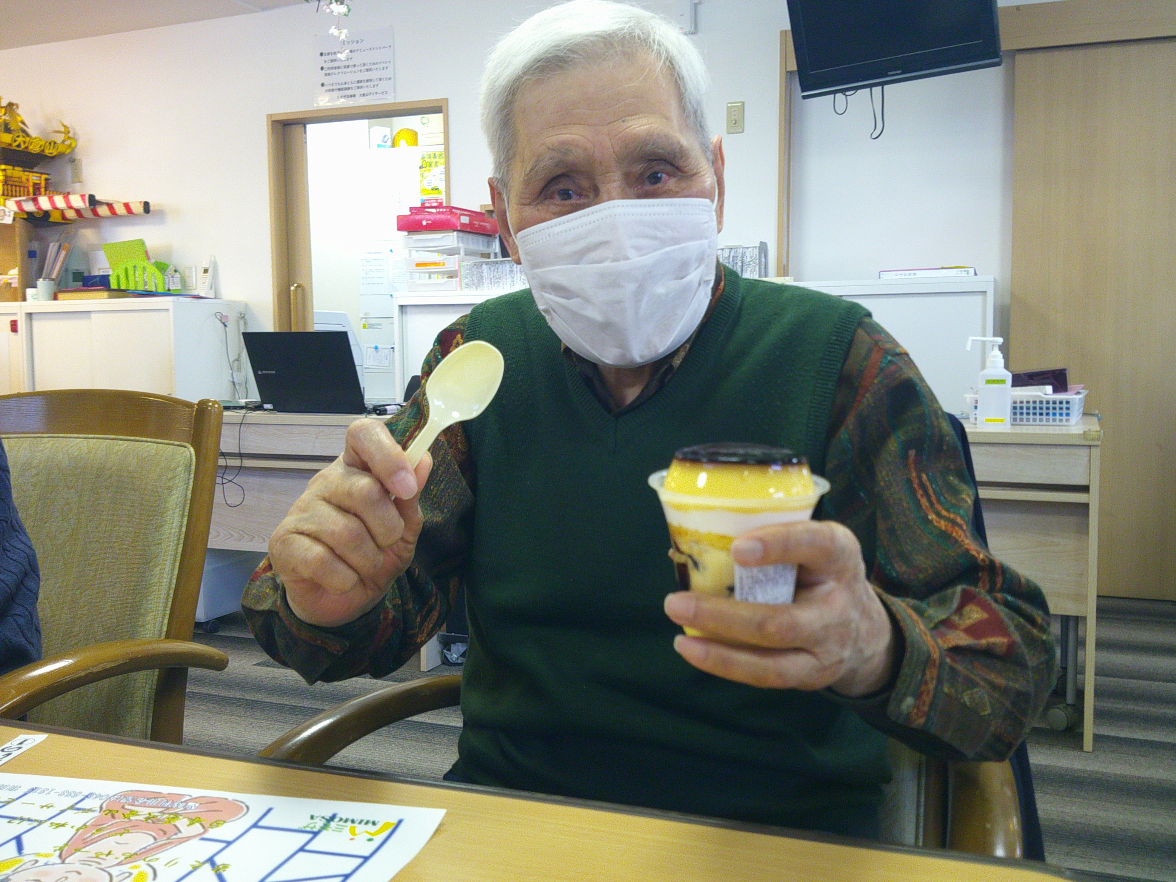 阿弥陀様とかけてゴージャスなおやつと解く！