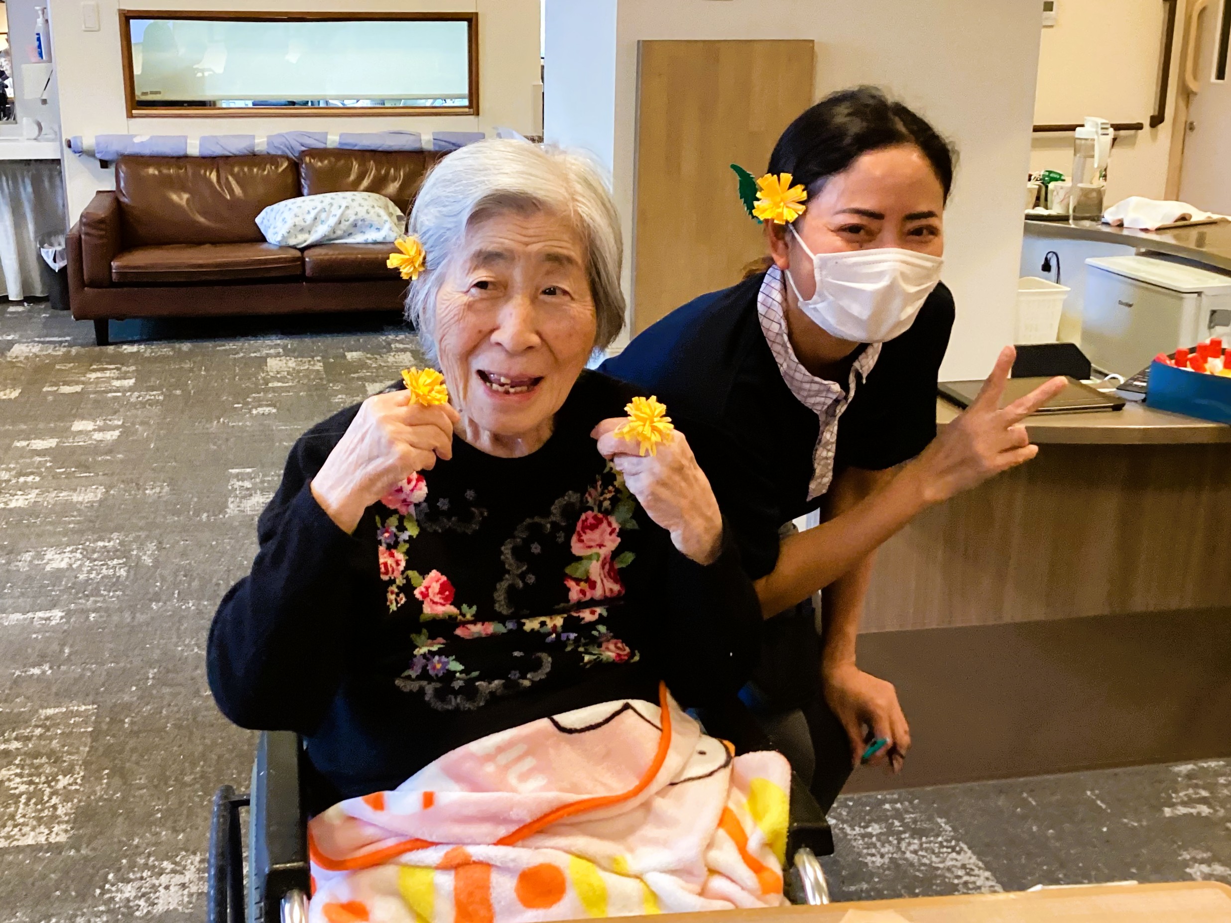 お花飾りを作りました✿