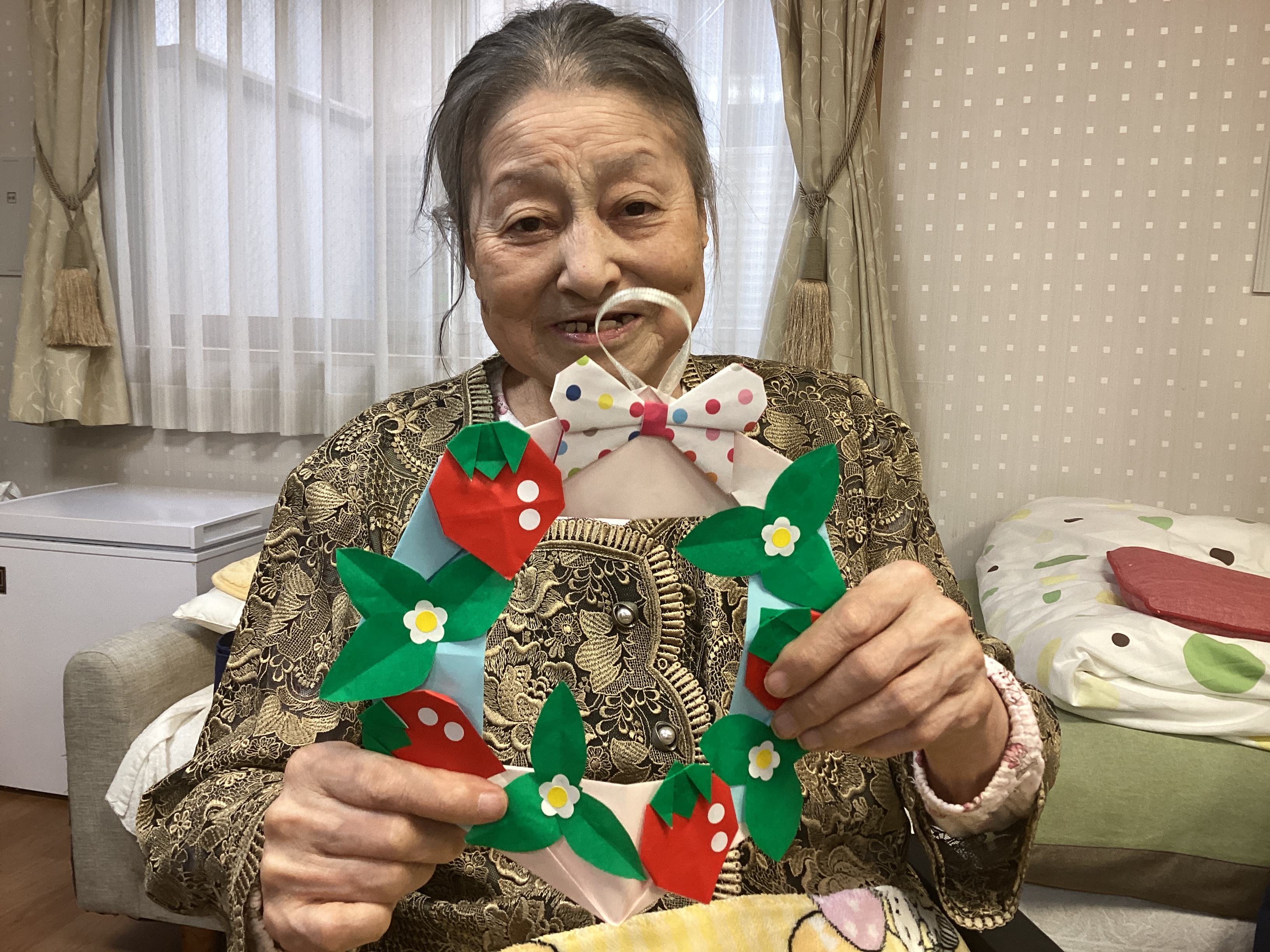 壁掛け(いちごリース)作り