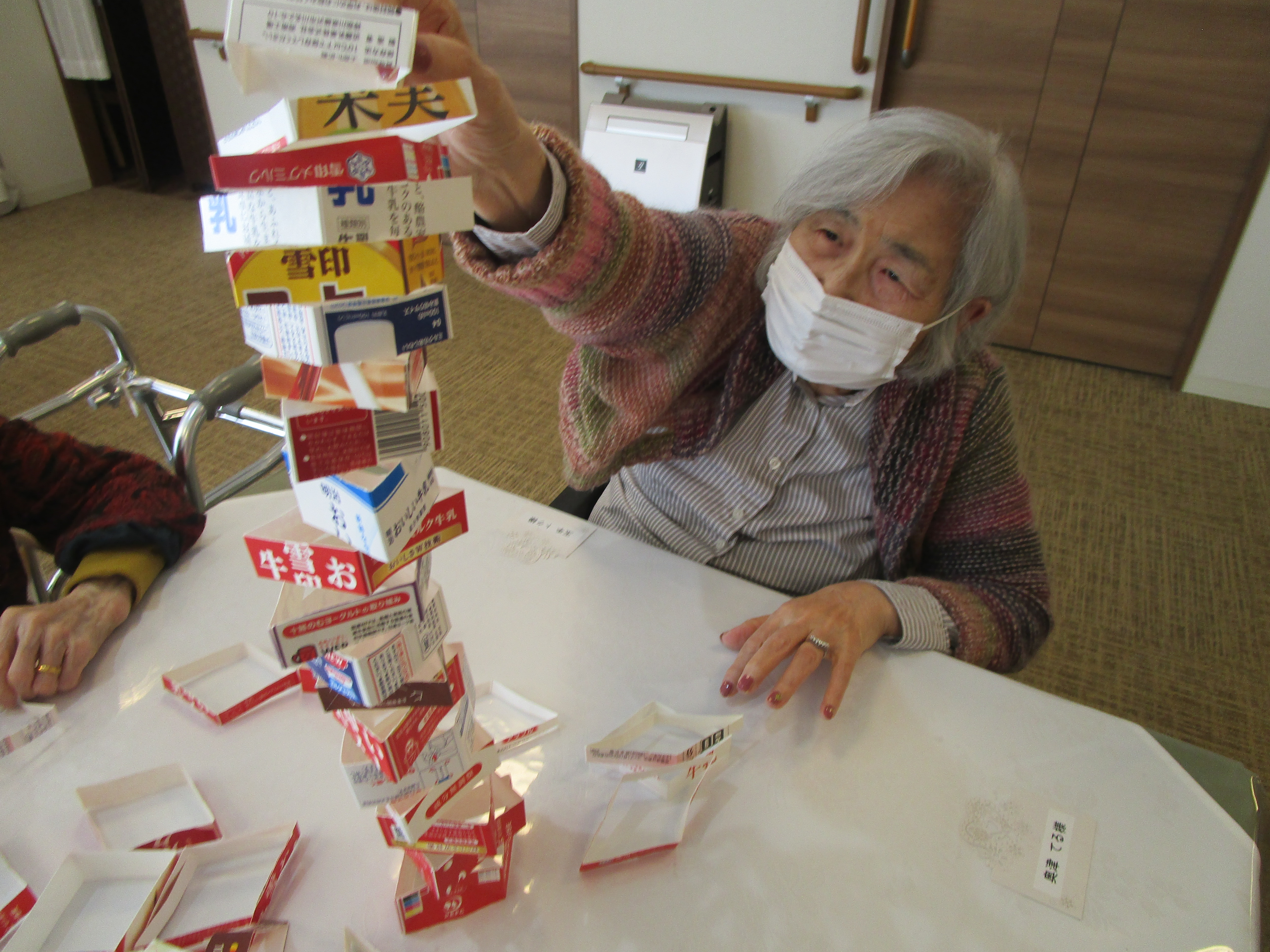 記録達成‼２８段タワー積み上げゲーム行いました(≧▽≦)