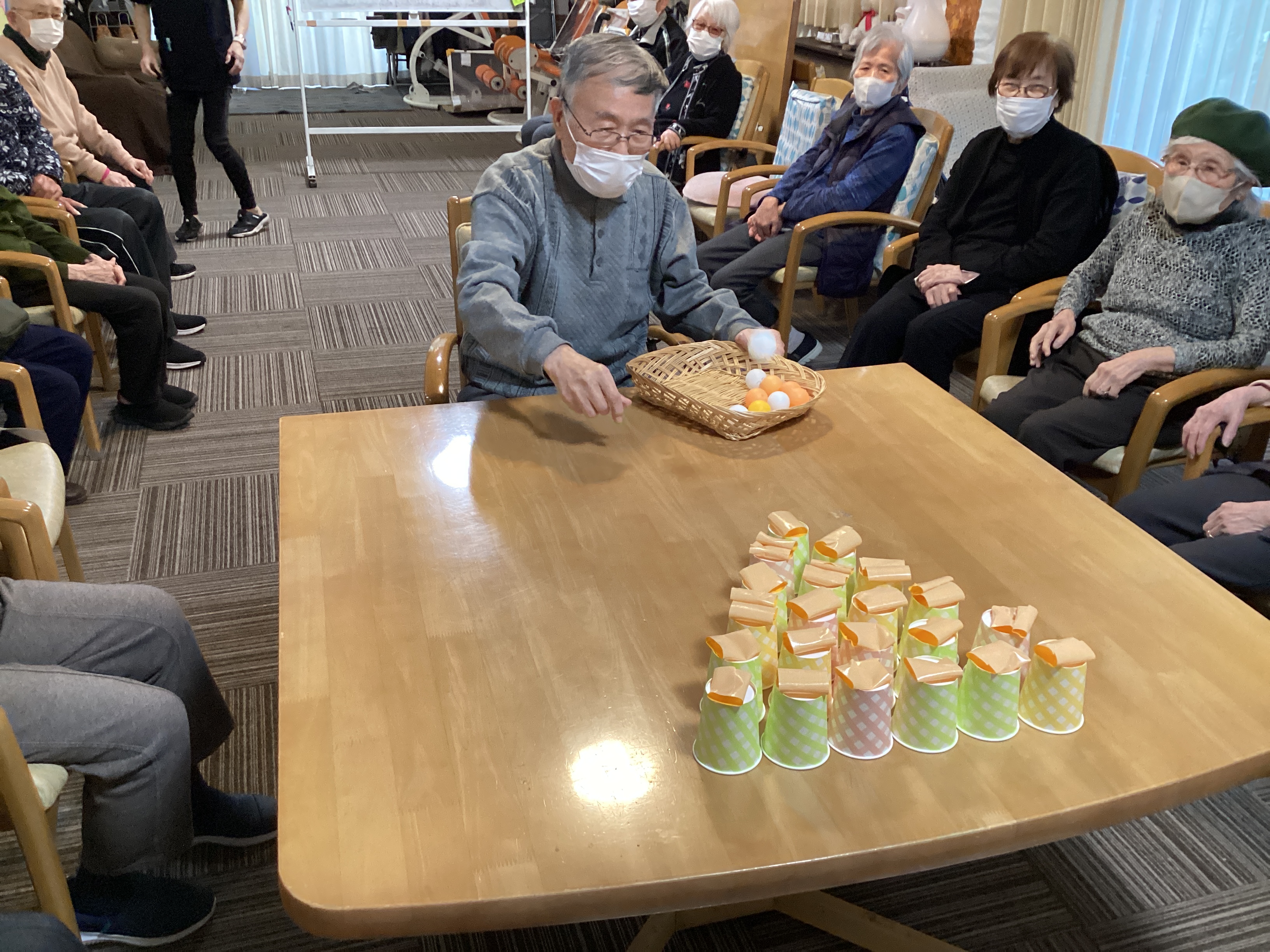 ぽ～んでピタッ‼