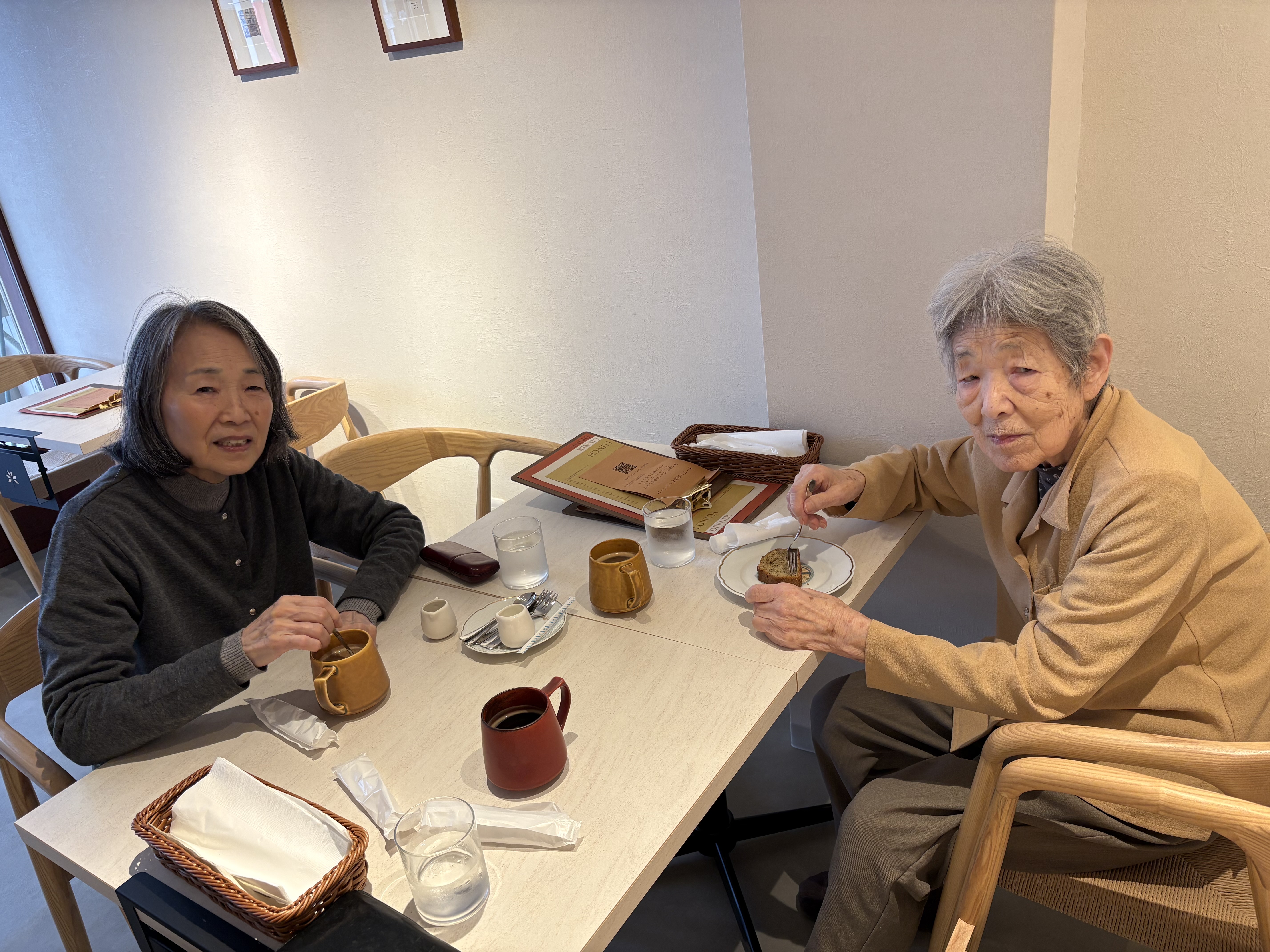 ☕カフェへいきました☕