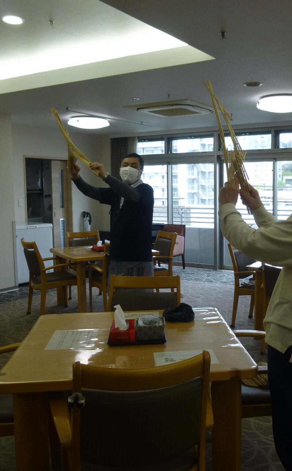 南京玉すだれ練習中