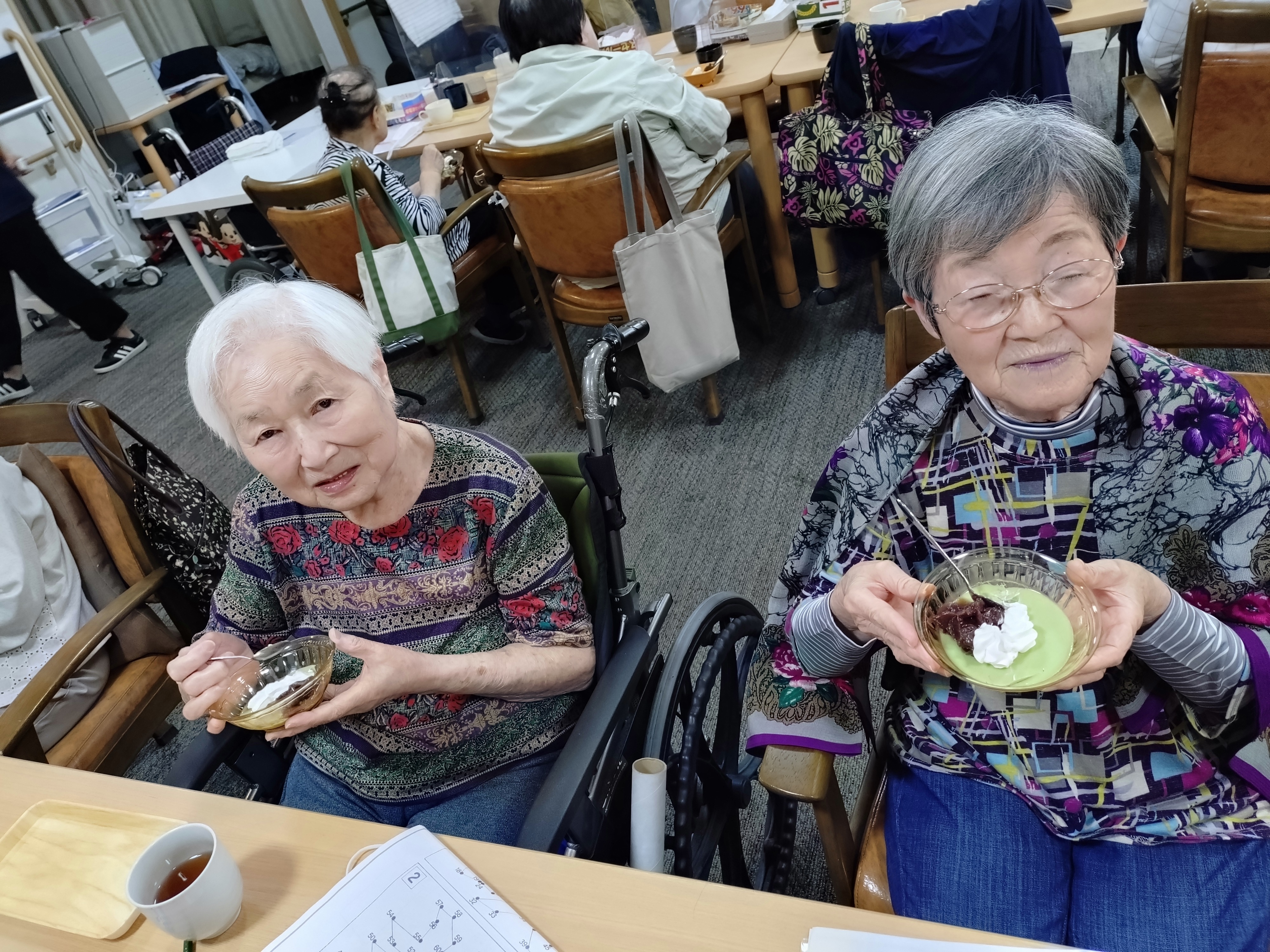 【葛飾奥戸】おやつレク 抹茶ババロア（５月）