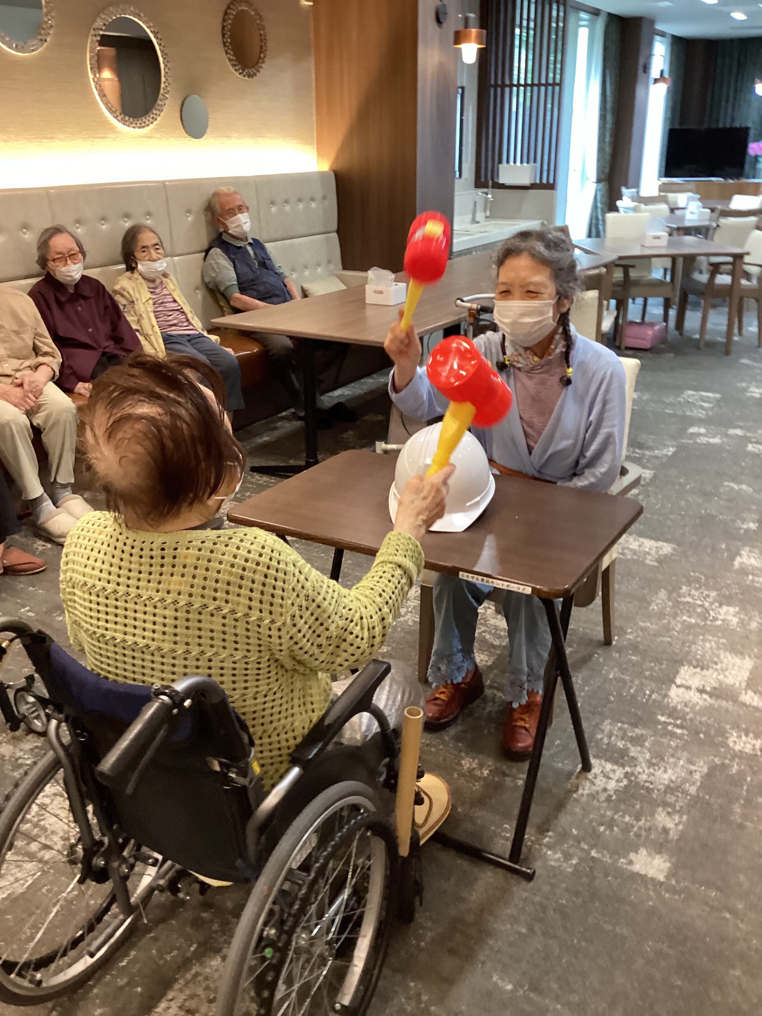 叩いて、被って、じゃんけんポン