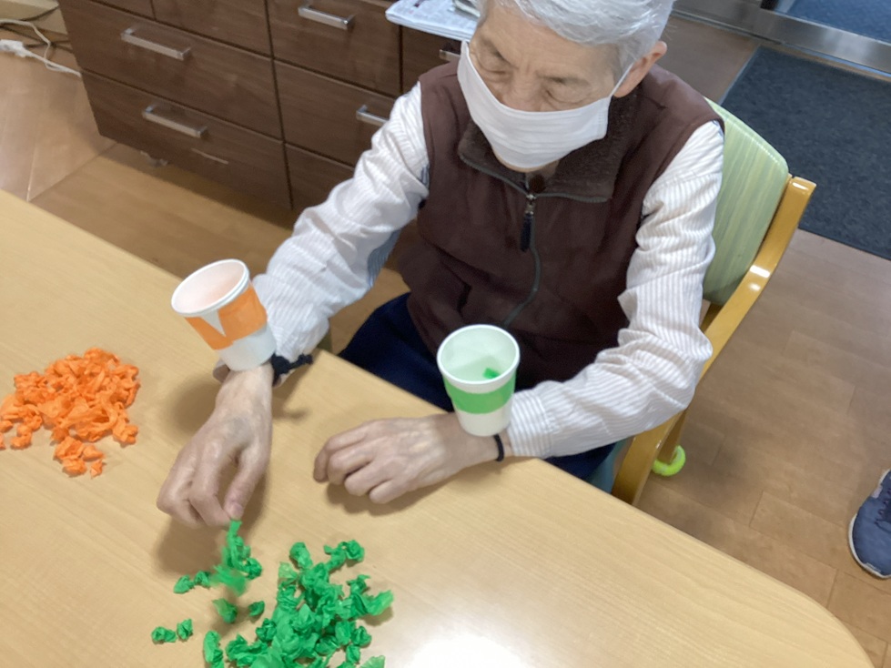 色分けカップインゲームで大盛り上がり‼