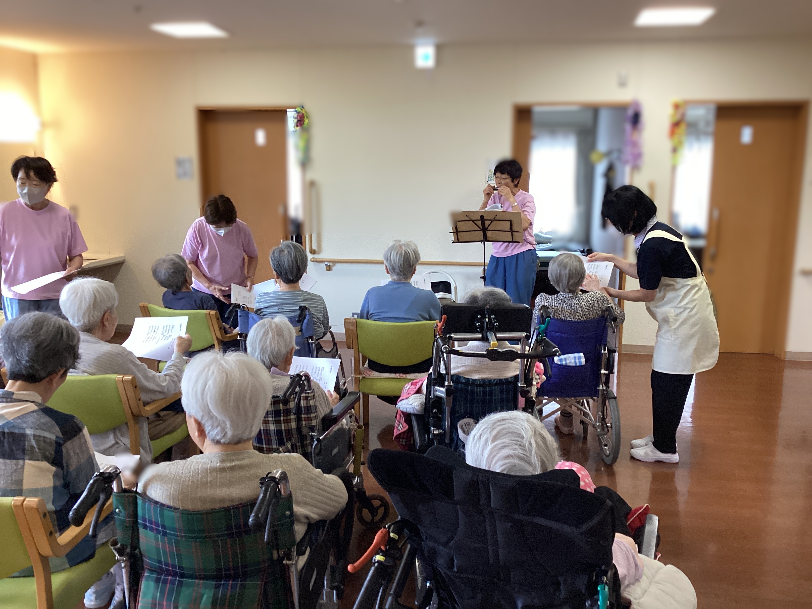 ハーモニカ演奏♪