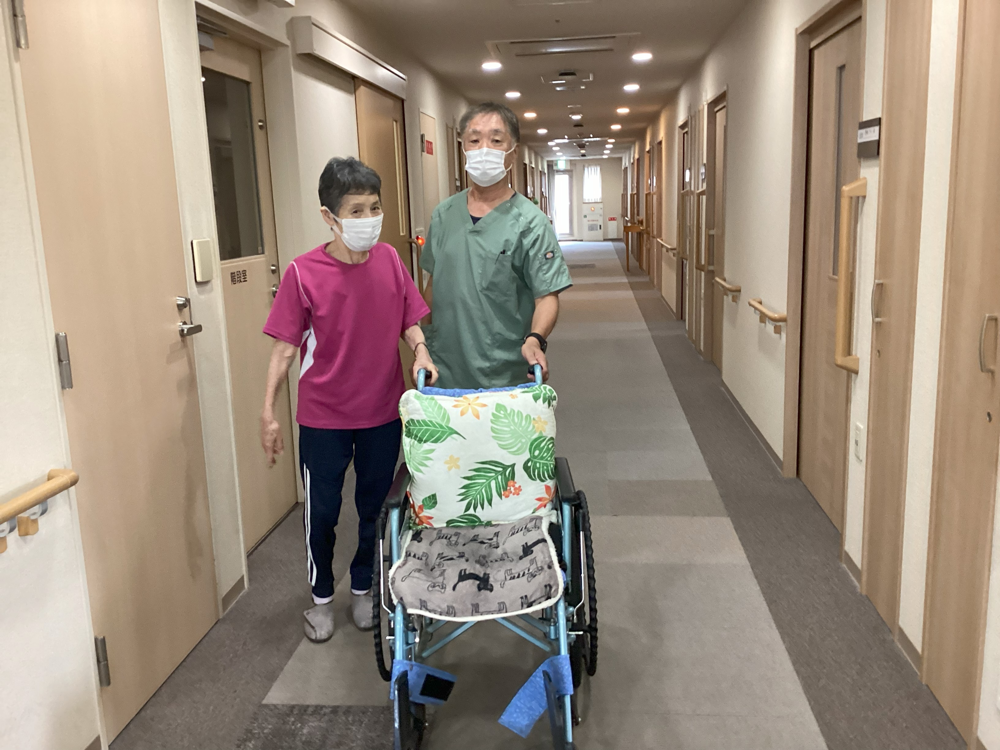 歩行練習中！
