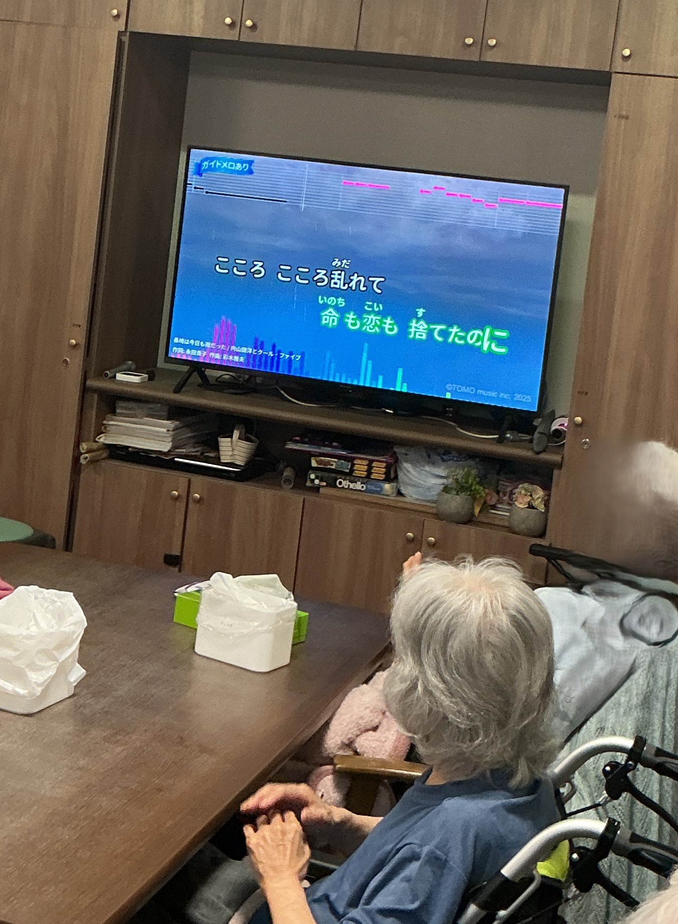 カラオケを楽しみました♪