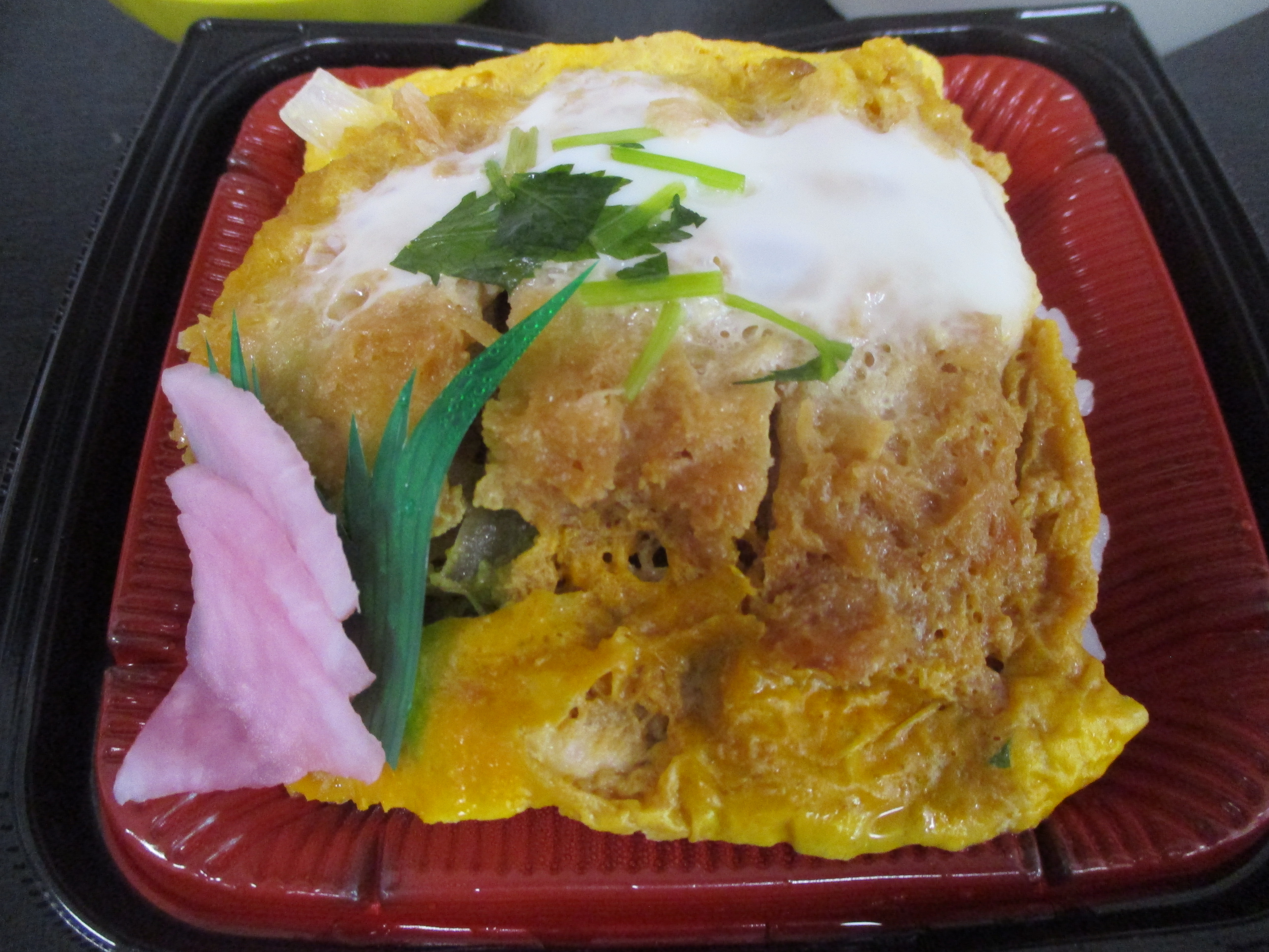 10/1 お昼はかつ丼だ！1Ｆ